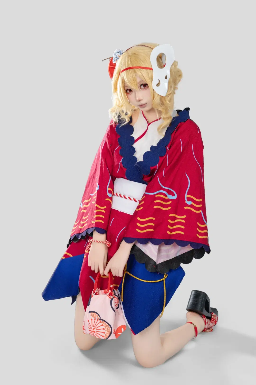 【芙蘭朵露cos】東方project和風動作參考，紅藍和服與油紙傘的視覺碰撞 - 井羊血weru - 第13張
