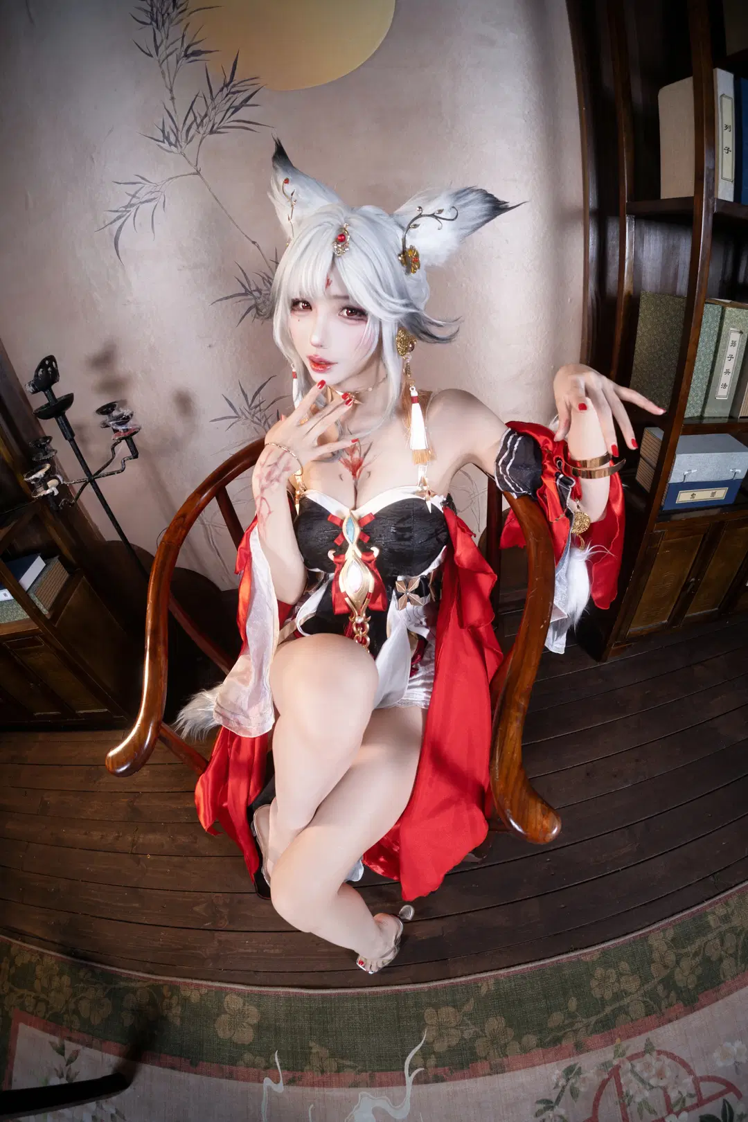 [Hsin cosplay] Wuthering Waves Stunning Vulpine Maiden: A Clash of Scholarly Charm and Fantasy by BT-7274 - Image 4