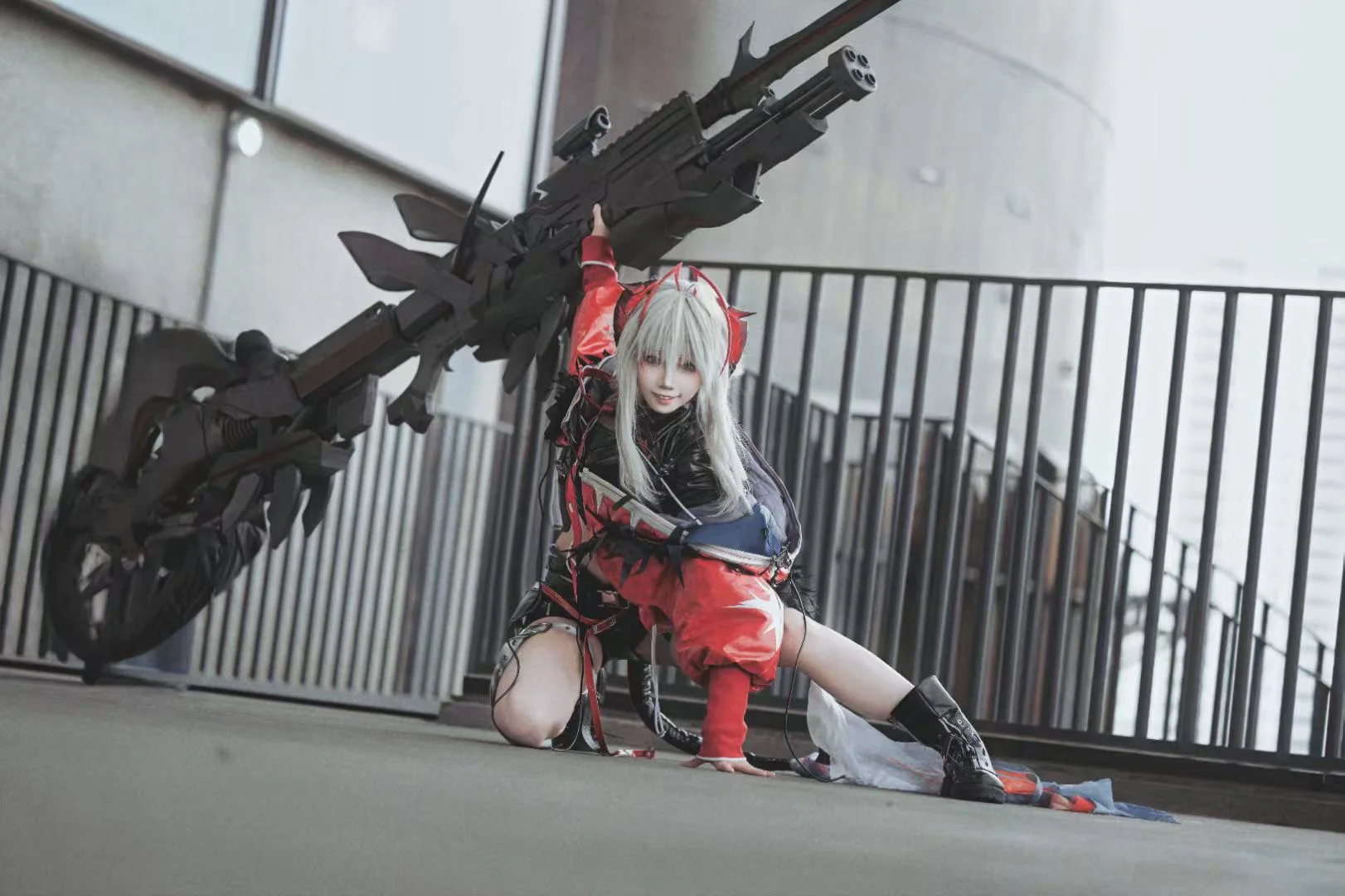 明日方舟, 维什戴尔cos, Cosplay正片, 街头机能风, 重工业风拍摄