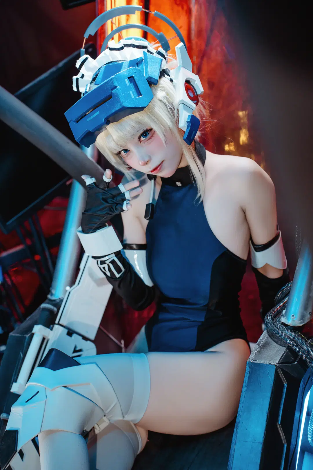 【飛鳥馬トキ コスプレ】青白の装甲を纏う機械仕掛けの少女、戦闘態勢を完全展開 - Shining_光 - 2枚目