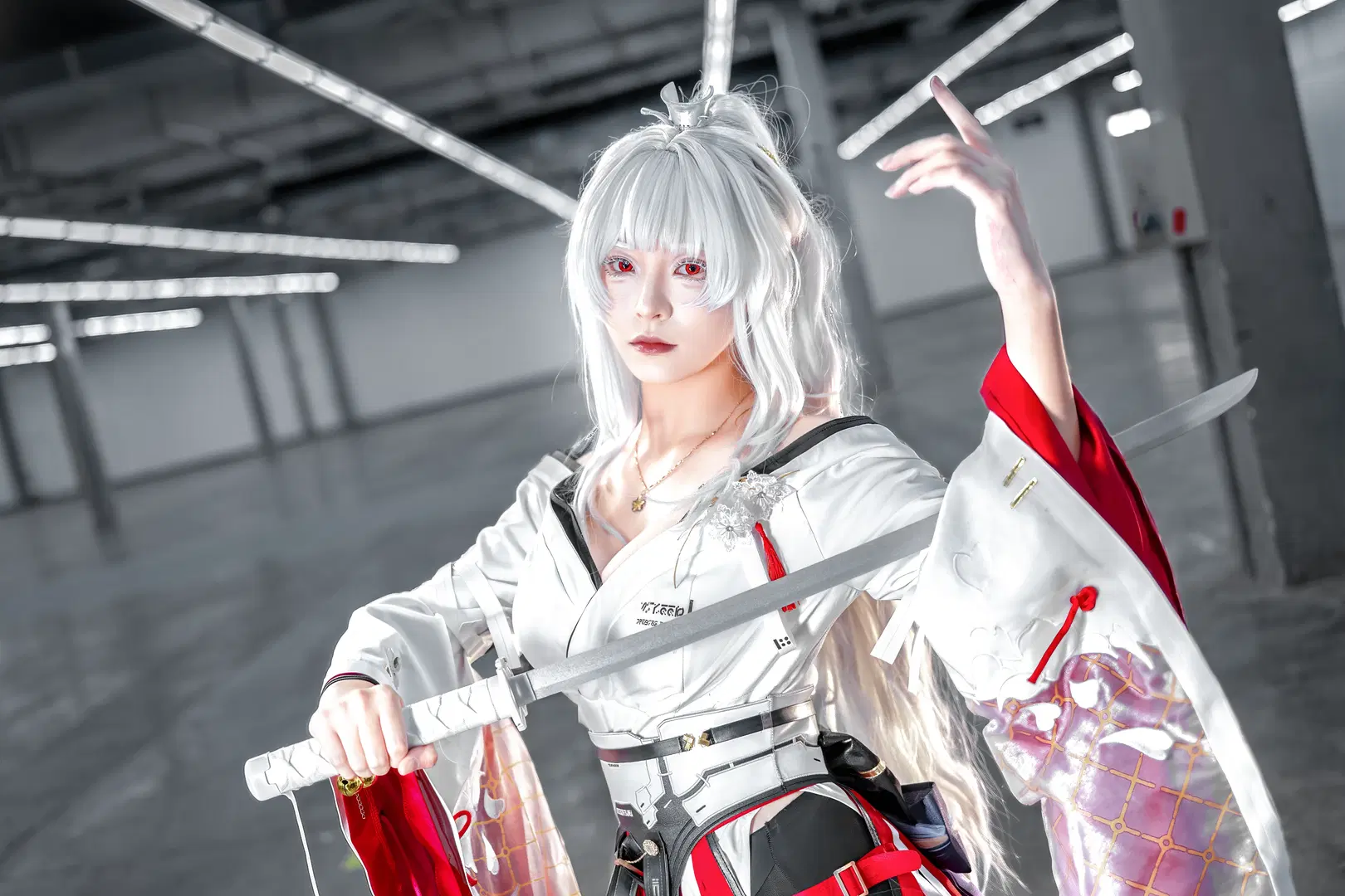 【绯雪 コスプレ】響き渡るイベントの風、鳴潮に宿る冷徹な剣意 - aabb - 2枚目