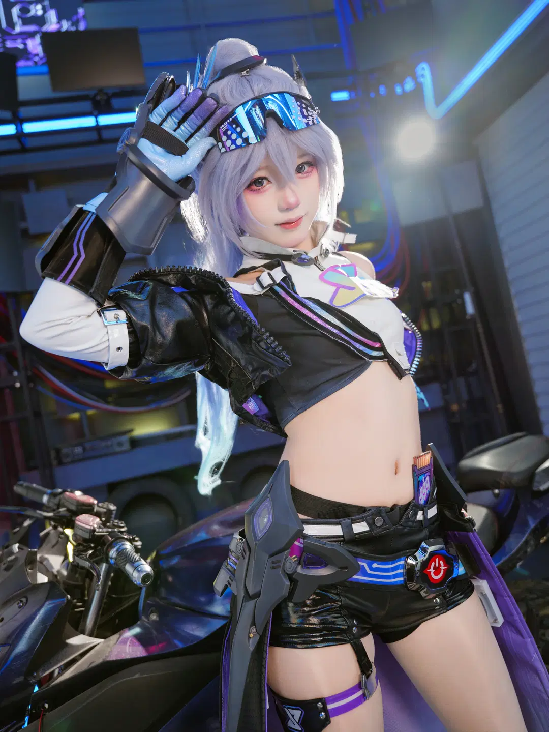 【银狼cos】崩坏星穹铁道lv.999赛博正片 - 千坂 - 第2张