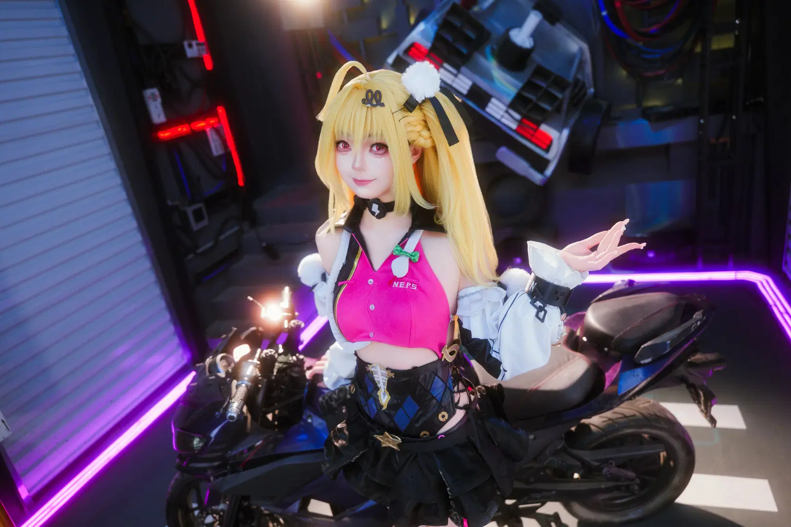 【希希芙cos】绝区零霓虹街头的机车风正片存档 - 千坂 - 第7张