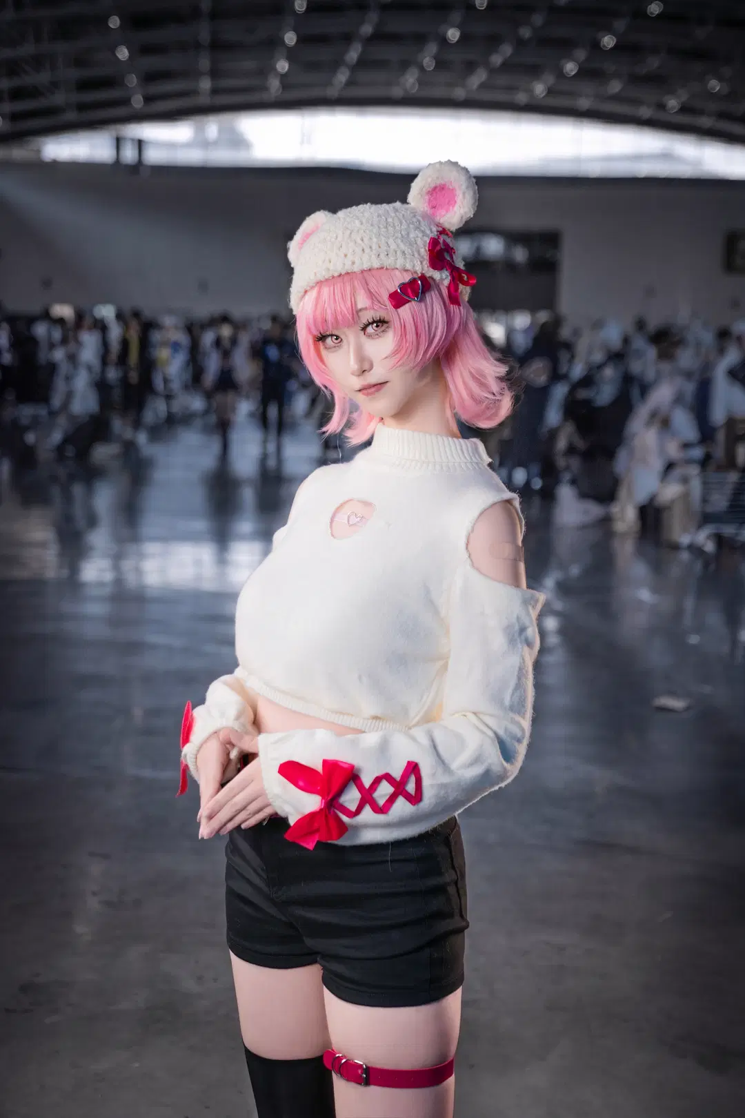 [Chiz cosplay] Neverness to Everness: This Loungewear Look Is So Fun to Shoot! by 纪明亡命天涯 - Image 3