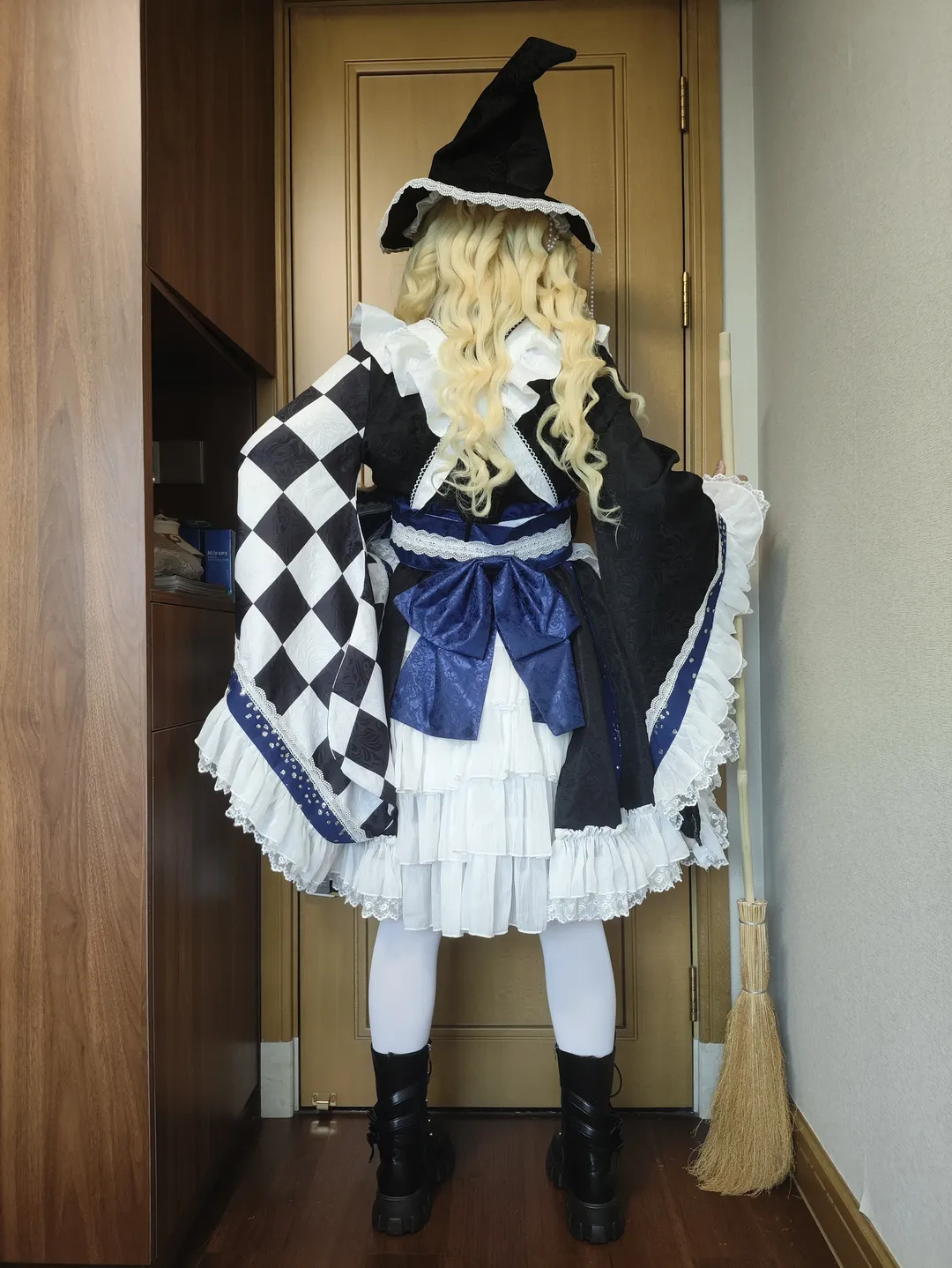Touhou Project, Marisa Kirisame cosplay, Trying on clothes, Anime cosplay, White stockings - Image 5