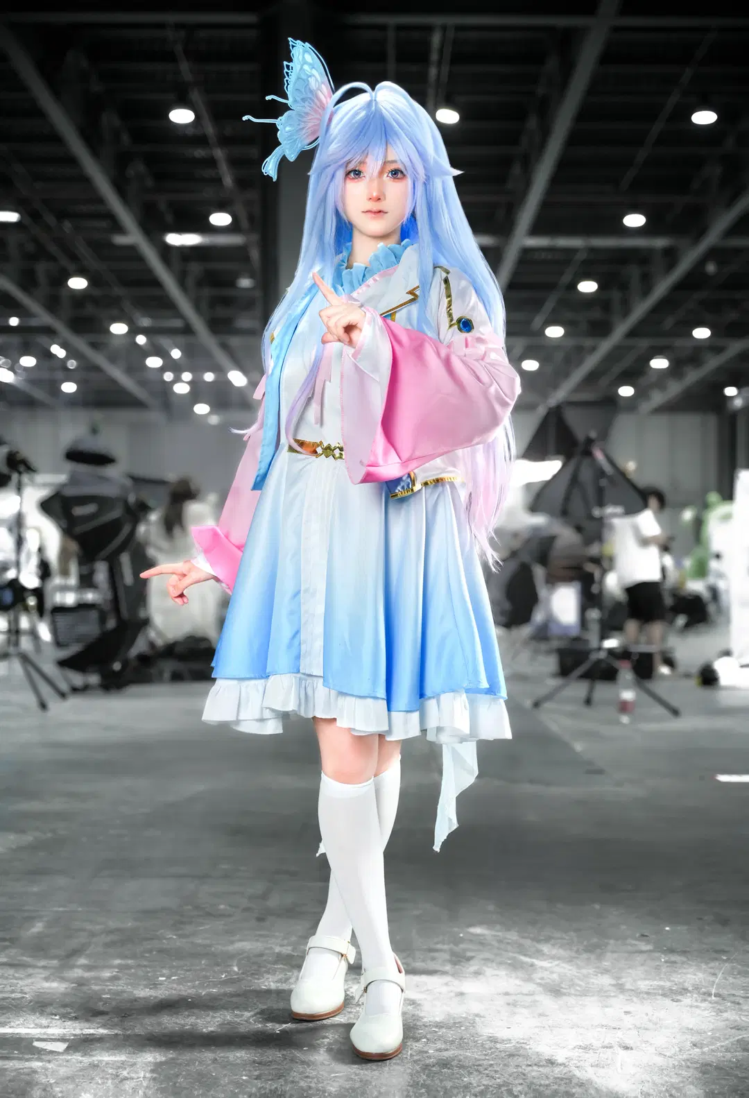 【王冬儿cos】斗罗大陆绝世唐门蓝发粉蝶造型