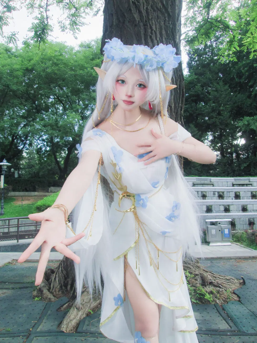葬送的芙莉莲, 芙莉莲cos, 精灵cos, 冷色调氛围感, 二次元CCD