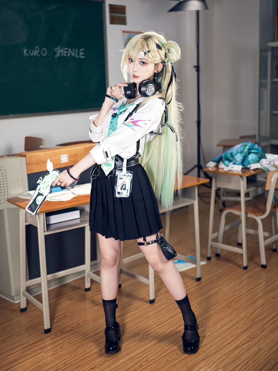 [Lynae cosplay] Wuthering Waves StarTorch Academy Classroom Daily Life by 星空 - Image 15