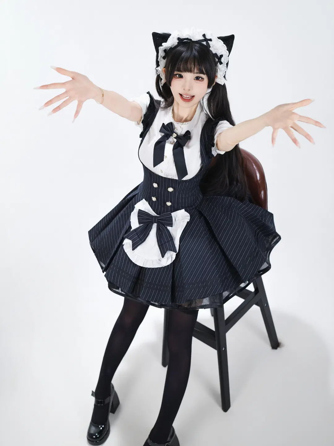 Catgirl Maid Outfit White Background Photography: Energetic Japanese-Style Photoshoot by 星空 - Image 2