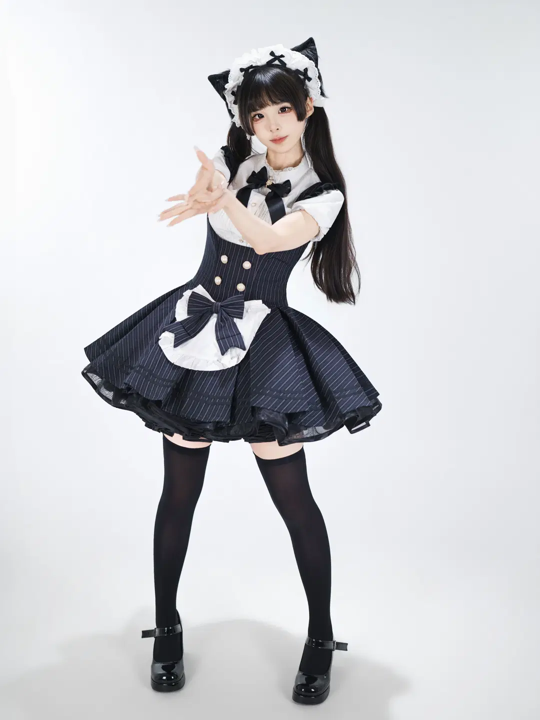 Catgirl Maid Outfit White Background Photography: Energetic Japanese-Style Photoshoot by 星空 - Image 7