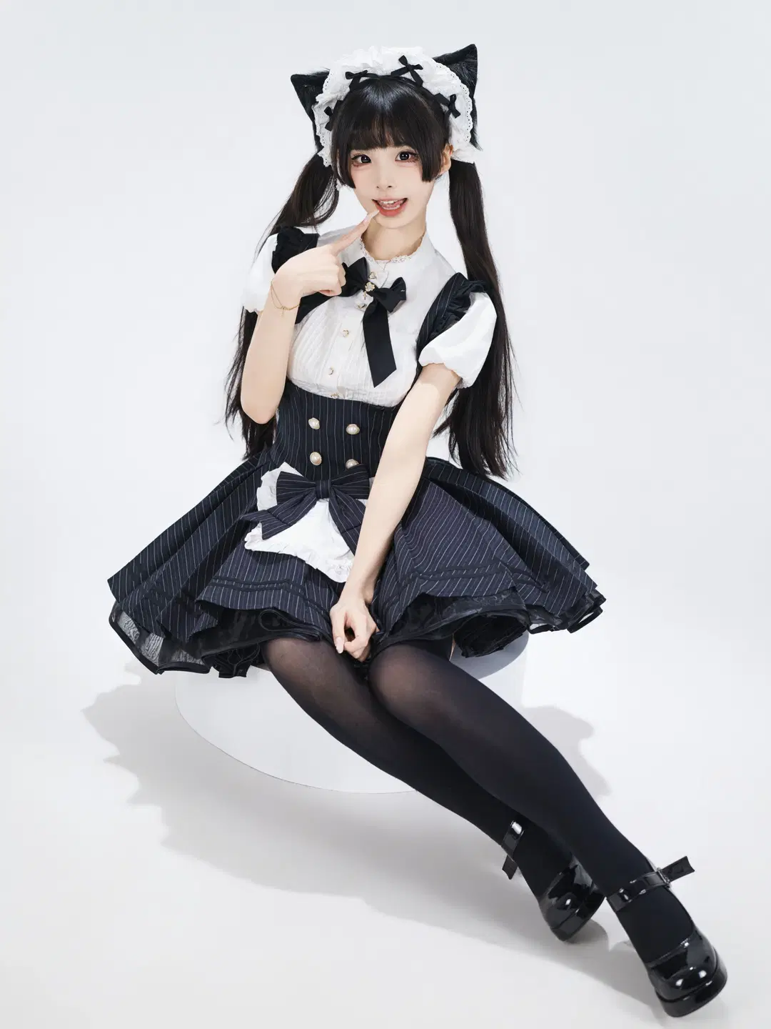 日系写真, 棚拍人像, 猫耳女仆, 黑丝长袜, 软萌少女