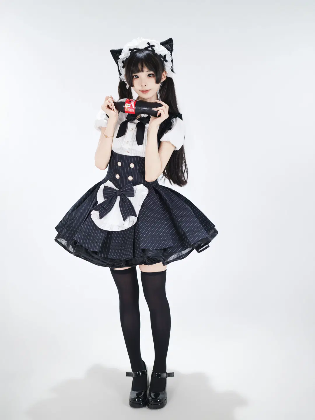 Studio Portrait Japanese Style Photography of a Cat-Ear Maid: Texture and Detail Log of Black Sheer Stockings and Striped Hem by 星空 - Image 18