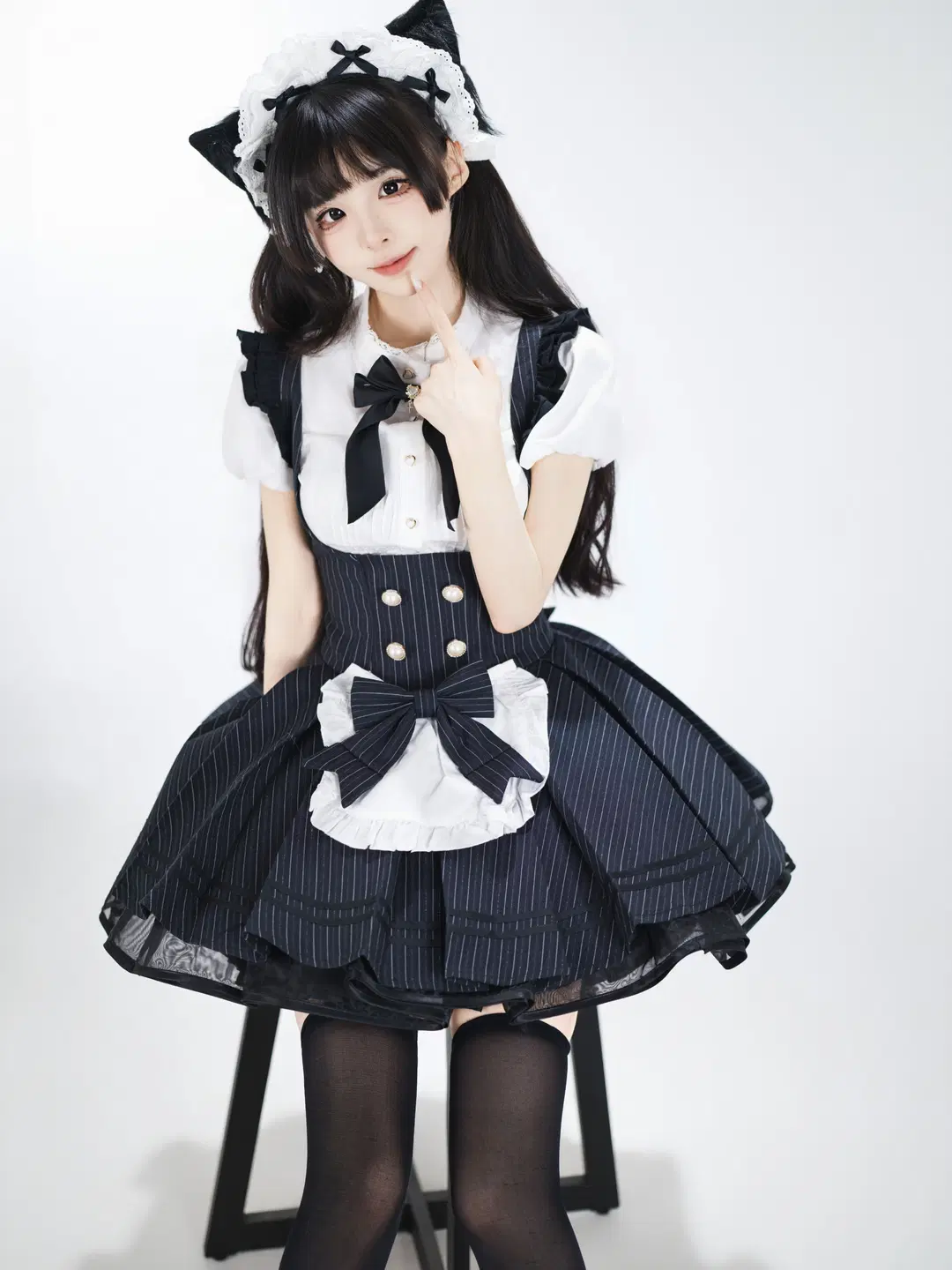Studio Portrait Japanese Style Photography of a Cat-Ear Maid: Texture and Detail Log of Black Sheer Stockings and Striped Hem by 星空 - Image 4