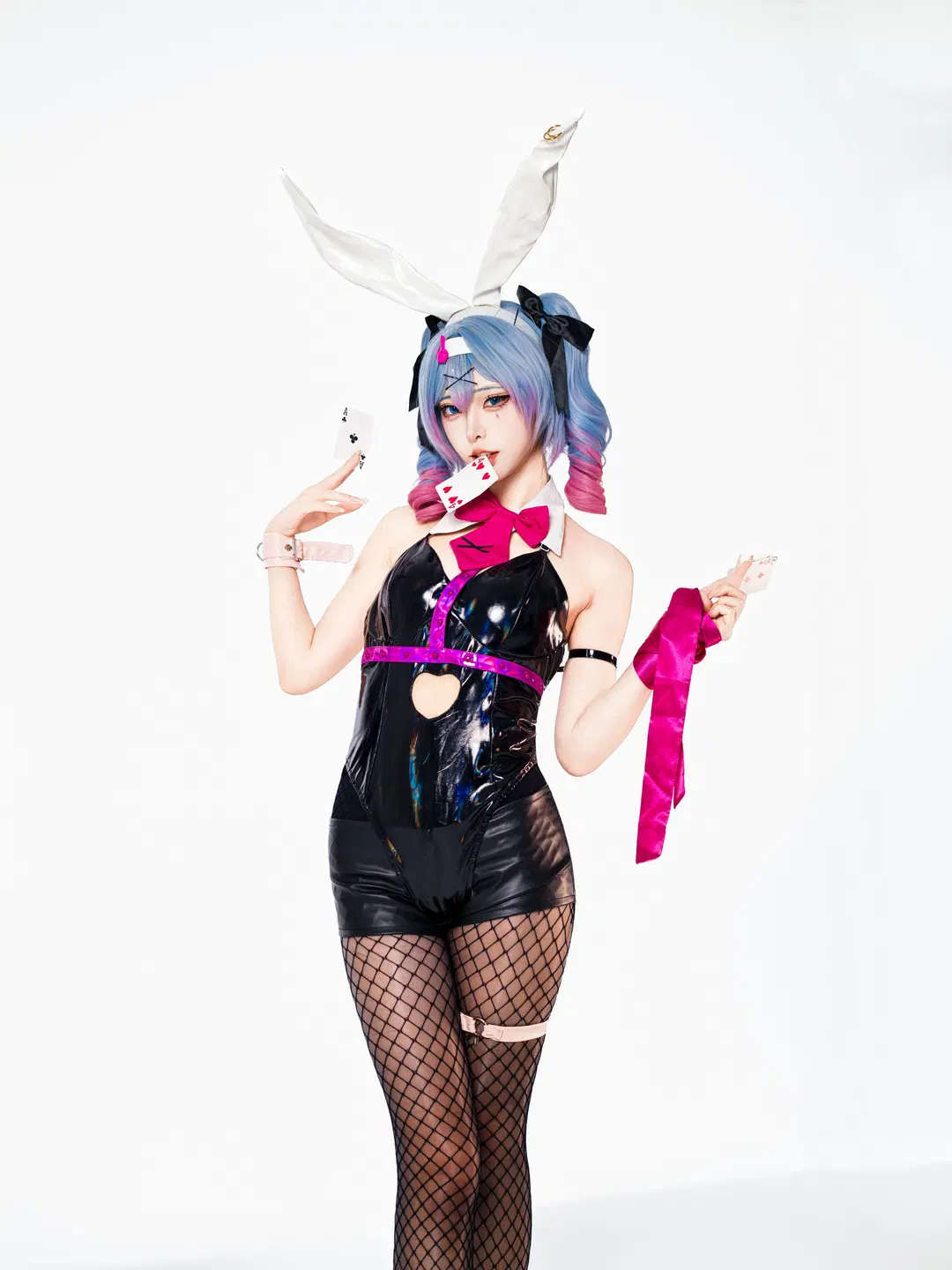 【初音ミク コスプレ】ラビットホールのポーカー勝負、先に惚れたら負け - 星空 - 9枚目