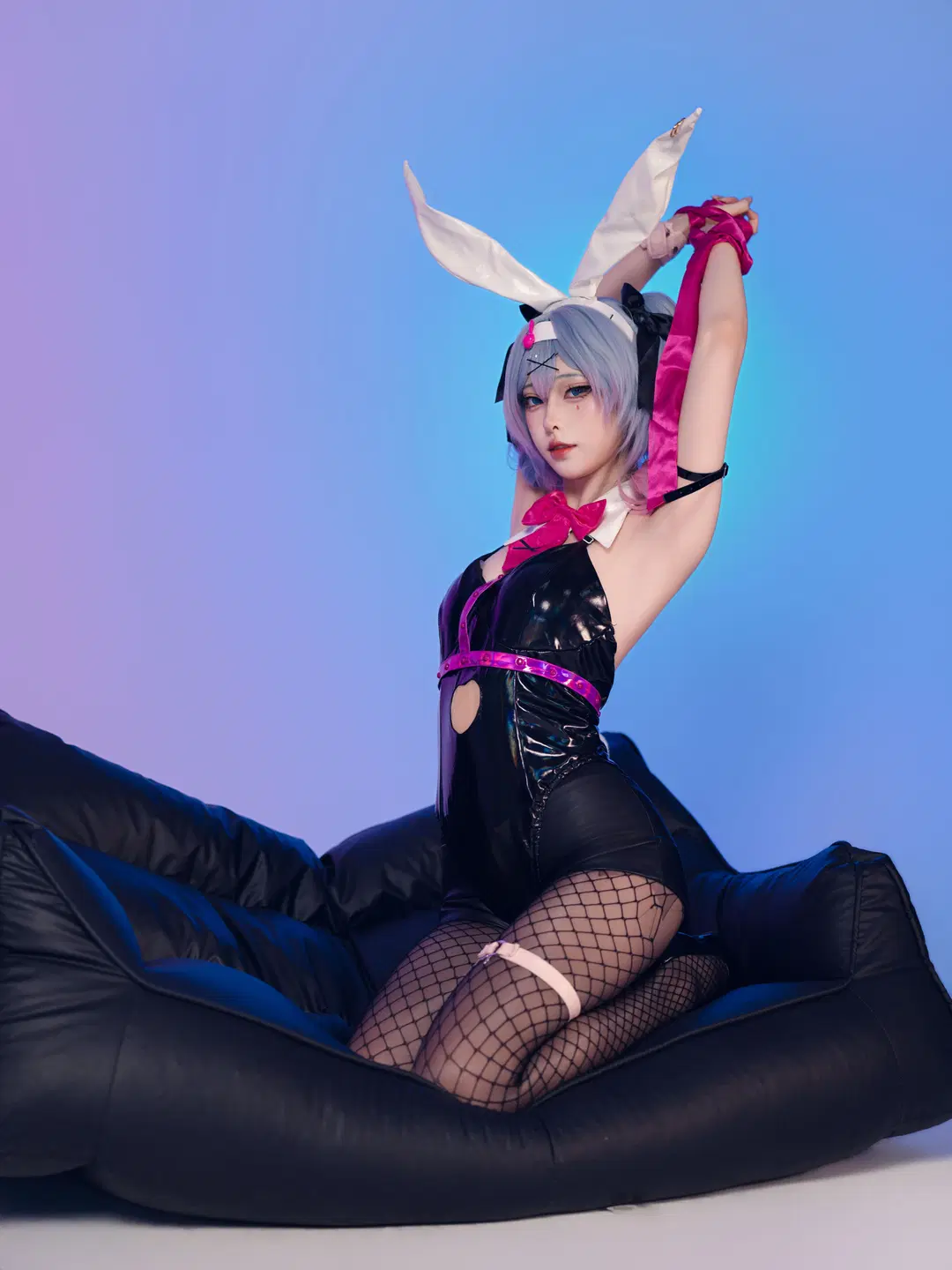 【初音ミク コスプレ】「ラビットホール」ネオンの雰囲気が漂うスタジオ撮影をシェア - 星空 - 15枚目