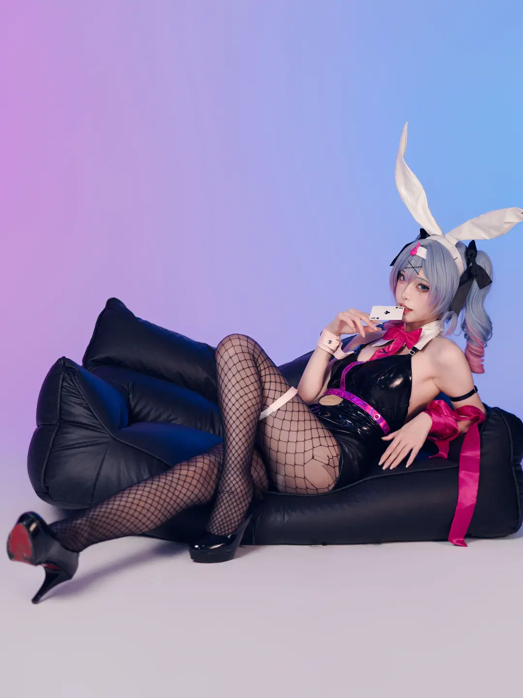 【初音ミク コスプレ】「ラビットホール」ネオンの雰囲気が漂うスタジオ撮影をシェア - 星空 - 7枚目