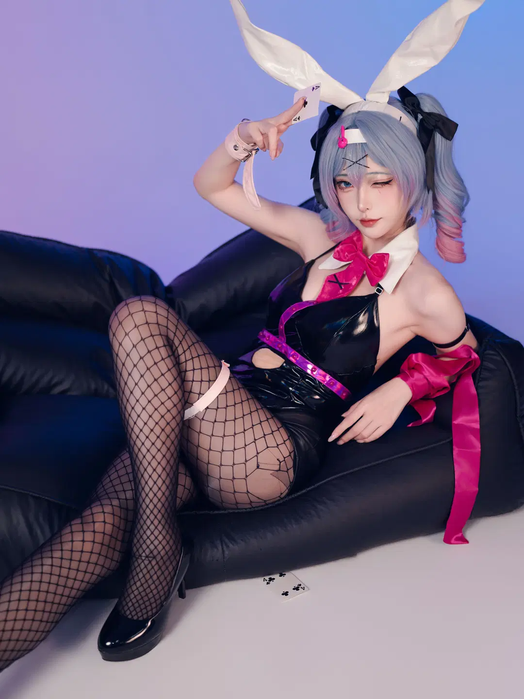 【初音ミク コスプレ】「ラビットホール」ネオンの雰囲気が漂うスタジオ撮影をシェア - 星空 - 8枚目