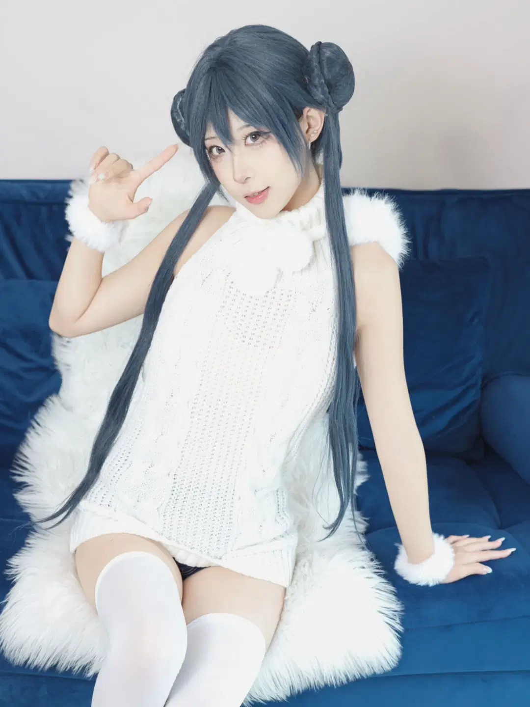 白ニットコーデと白ニーソ、日系おうちフォト風コスプレ写真 - 星空 - 18枚目