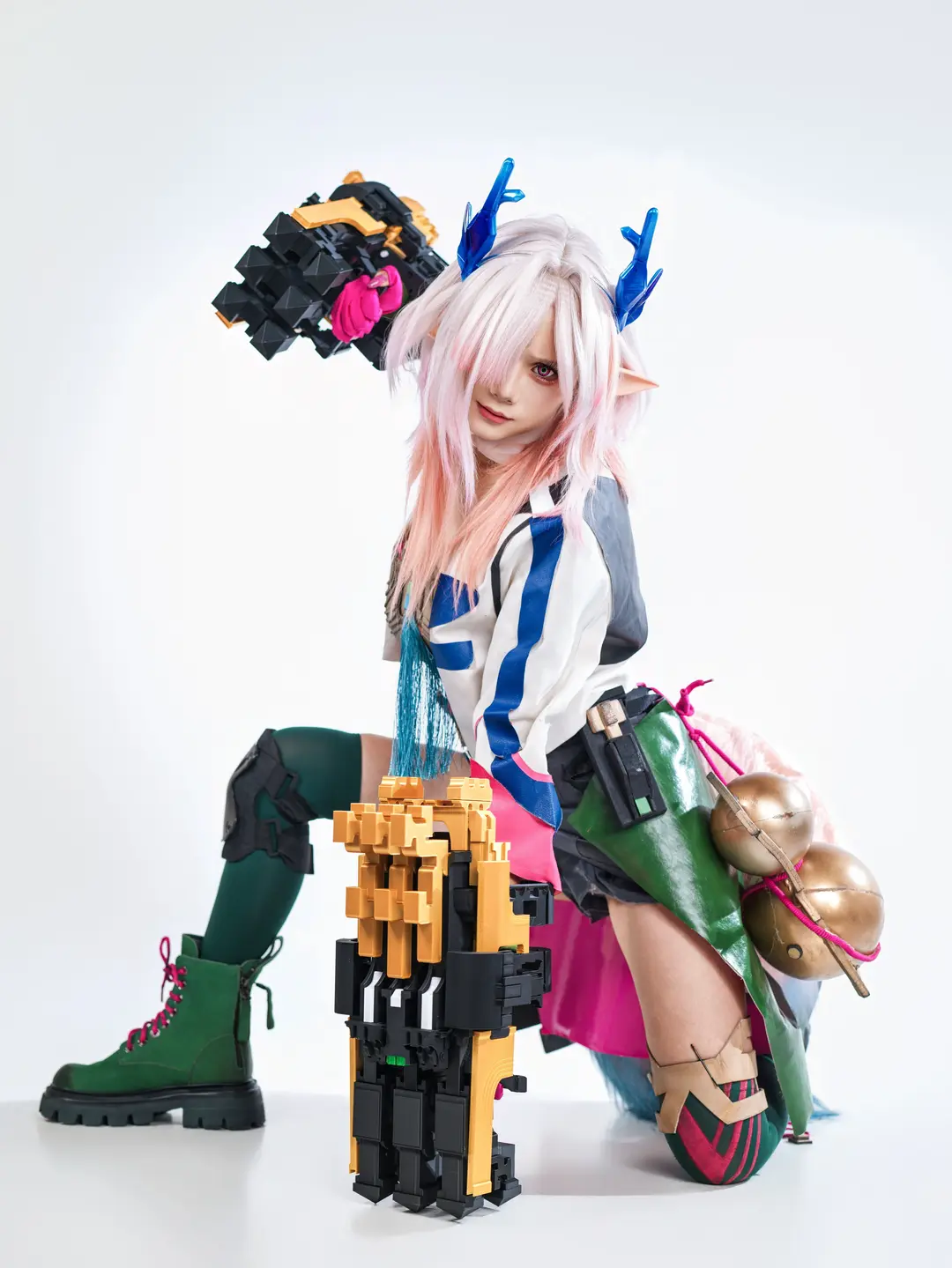 二次元cosplay, 明日方舟终末地, 棚拍写真, 弭弗cos, 绿丝袜 - 第1张