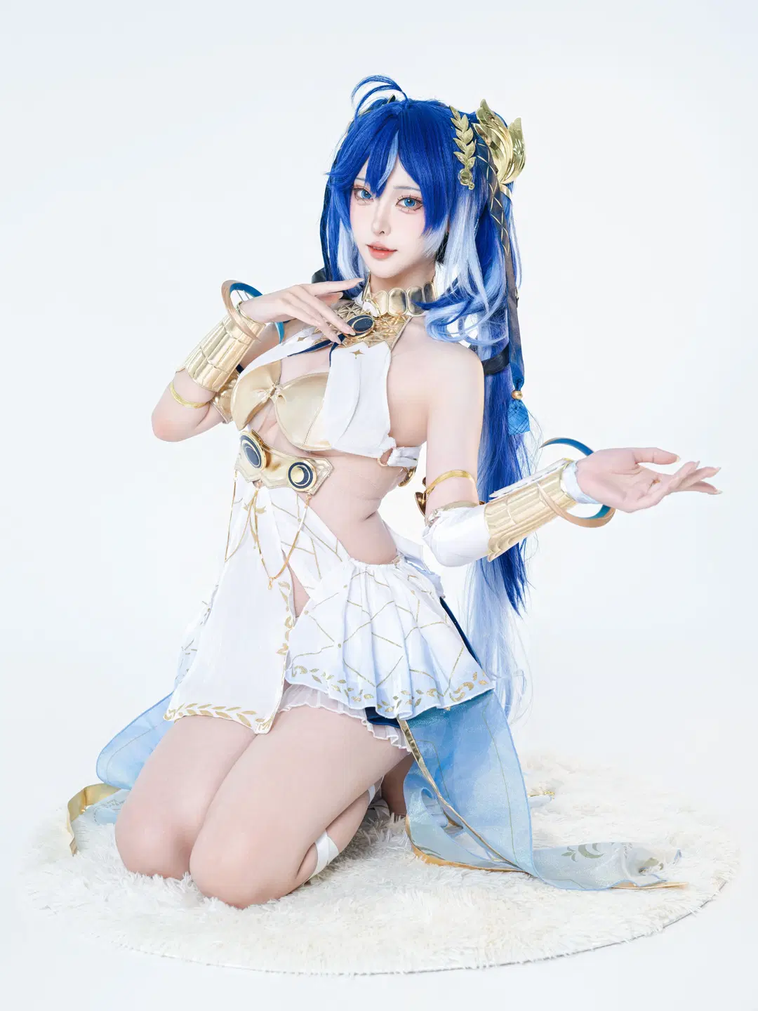 [Iuno cosplay] Between White and Blue, She Is the Only Light by 星空 - Image 5