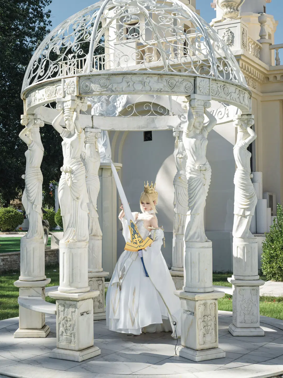【アルトリア コスプレ】『Fateシリーズ』白い礼服、陽光の下で剣を執る白き騎士 - 星空 - 3枚目