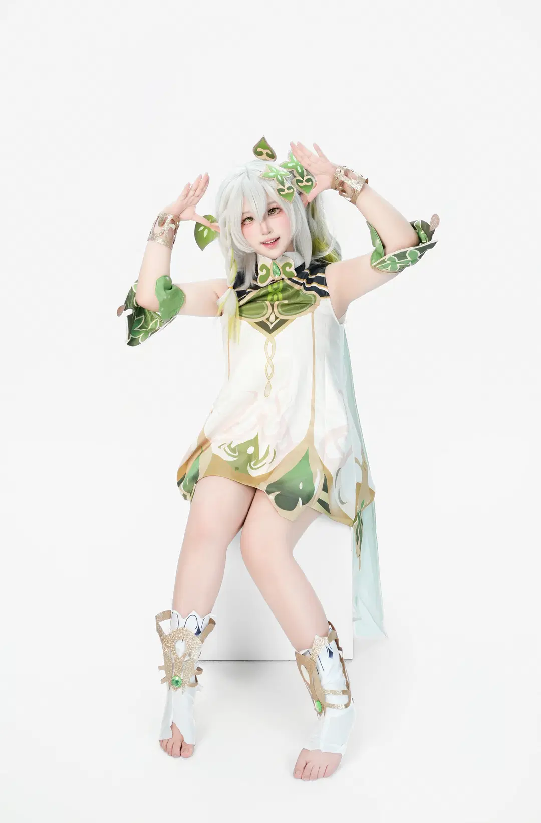 原神, コスプレ, ナヒーダ コスプレ, 白ホリ撮影, 萌えっ娘ポーズ参考