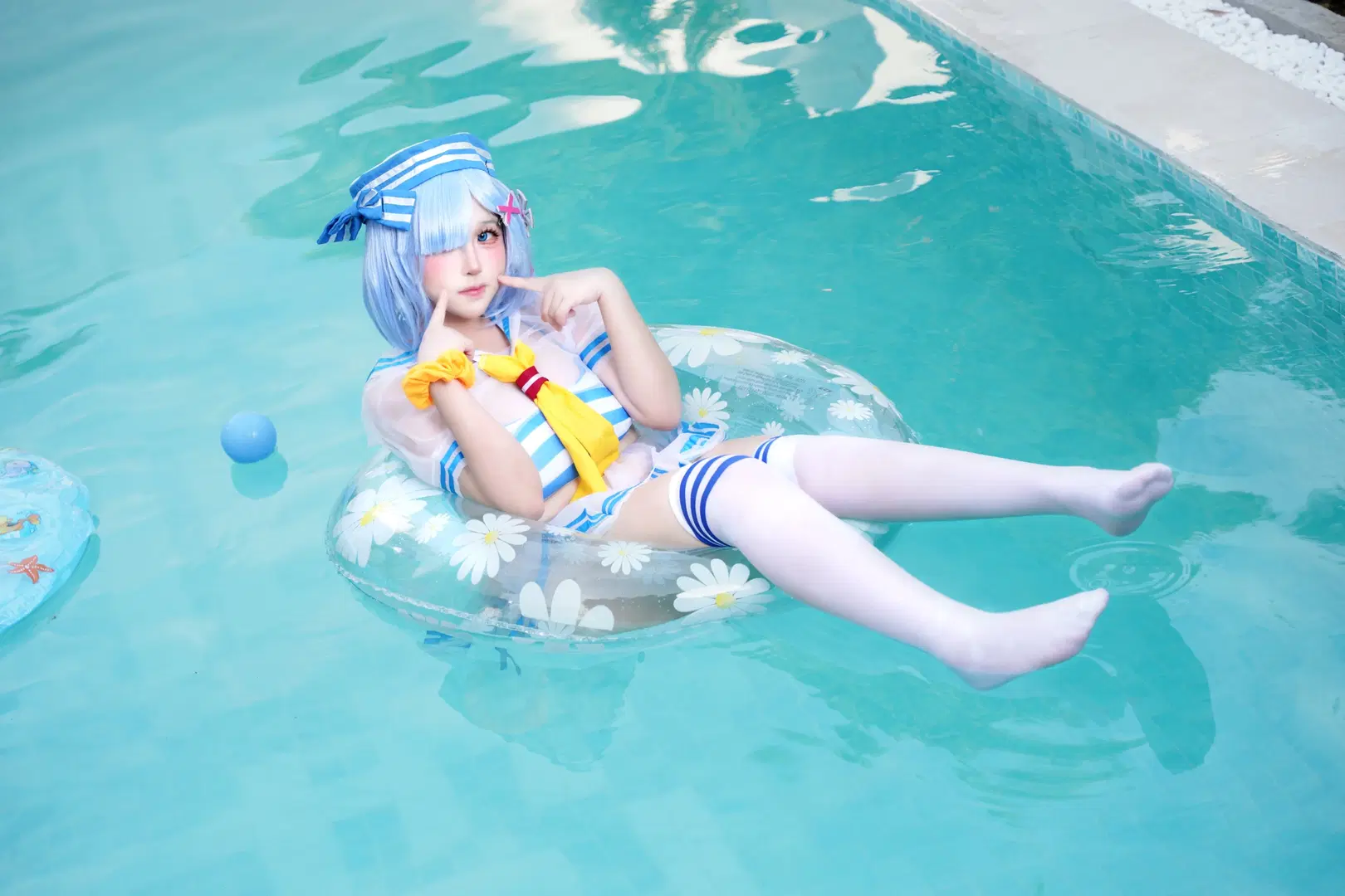 【レム コスプレ】『Re:ゼロから始める異世界生活』プールサイドセーラー服ポーズ参考 - 芫宝 - 8枚目