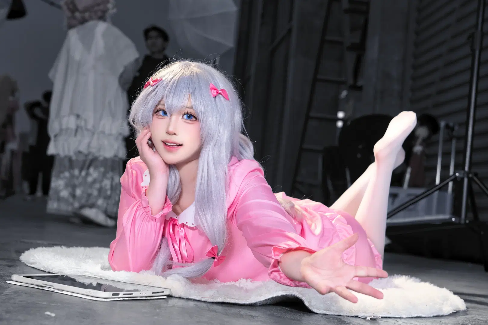 【Izumi Sagiri cosplay】Moe Girl Pose Reference from Eromanga Sensei by 芫宝 - Image 3
