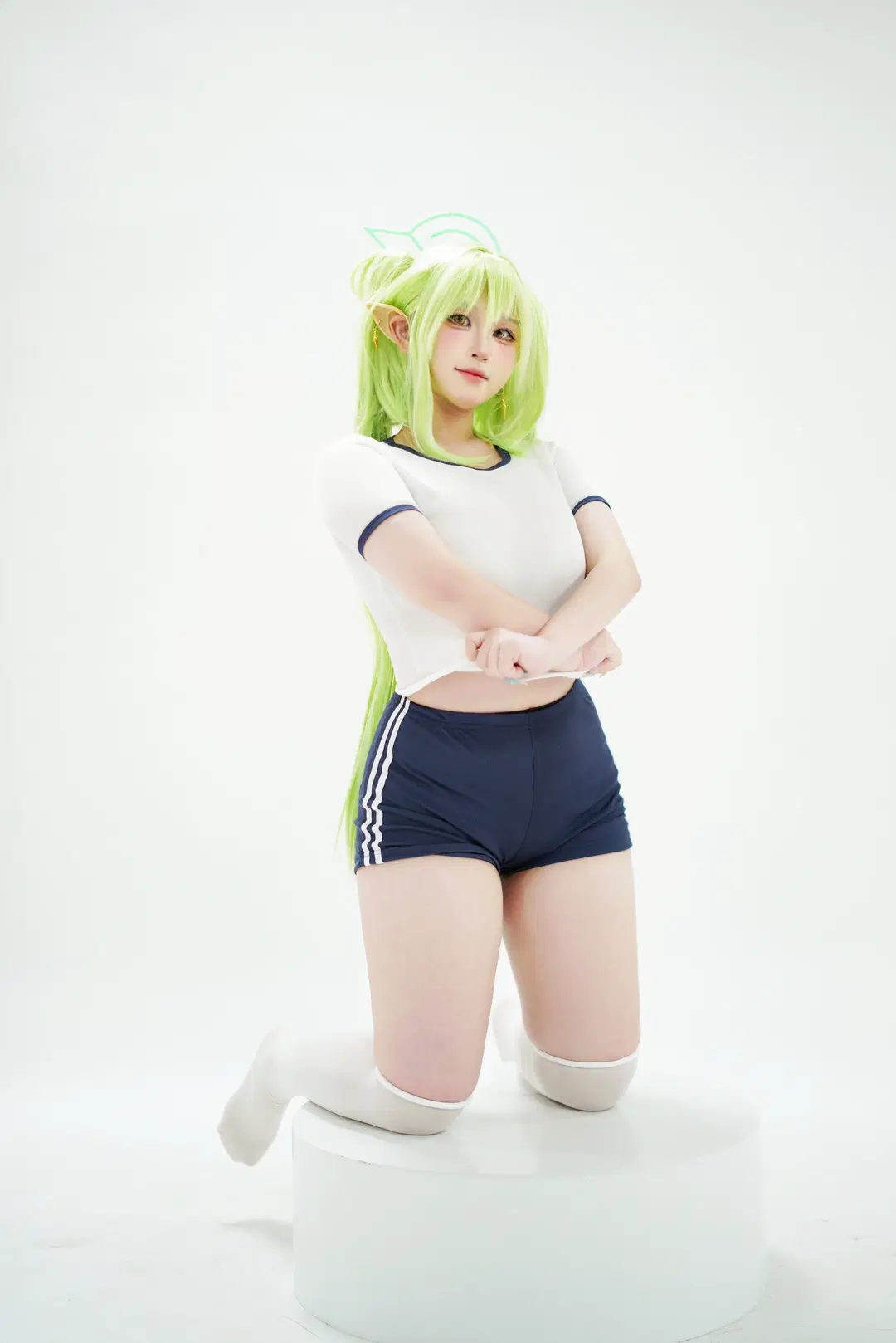 蔚蓝档案, cosplay动作参考, 白丝, 体操服, 铁道双子cos