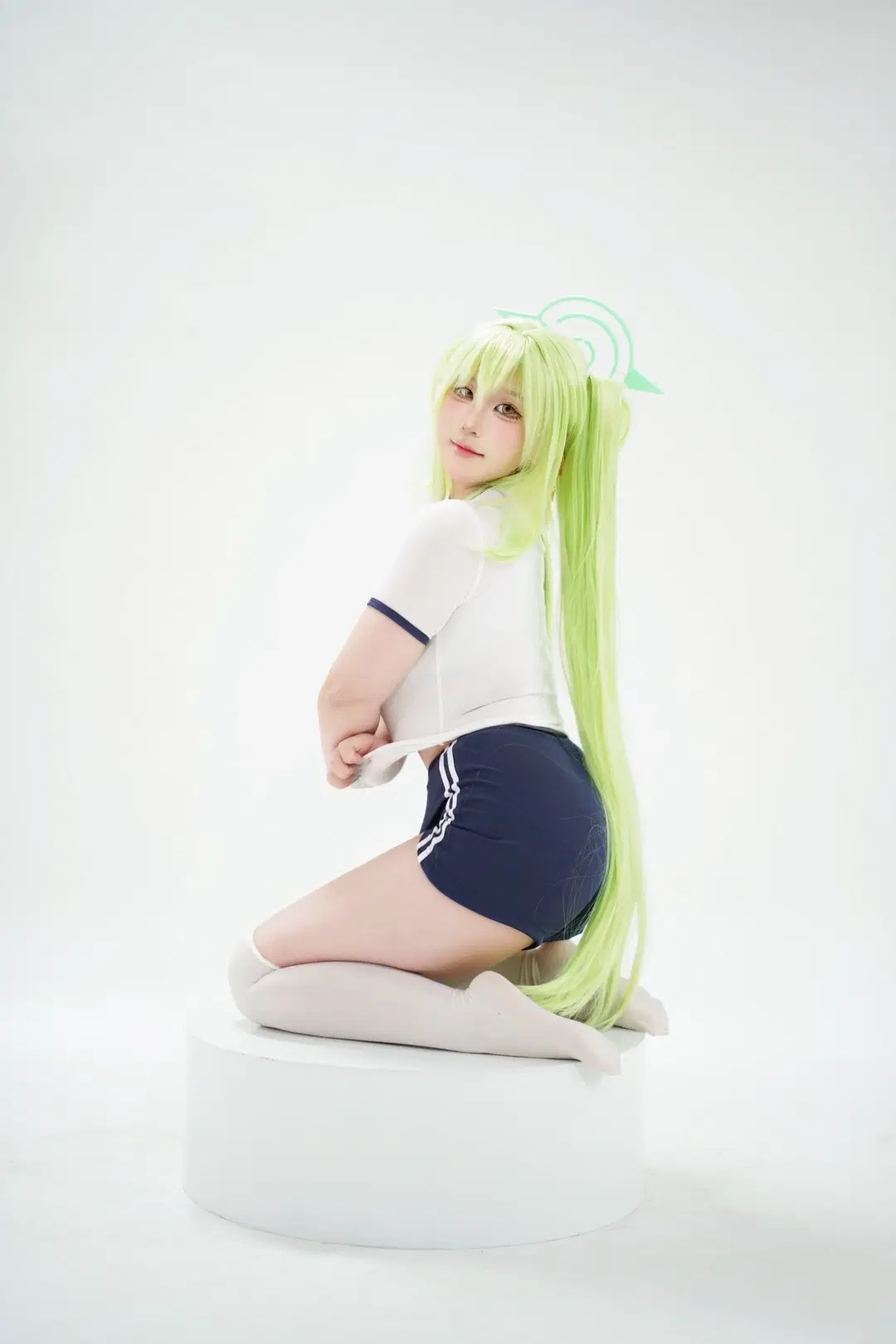 【ハイランダー双子のコスプレ】『ブルーアーカイブ』体操服ポーズ参考 - 芫宝 - 3枚目