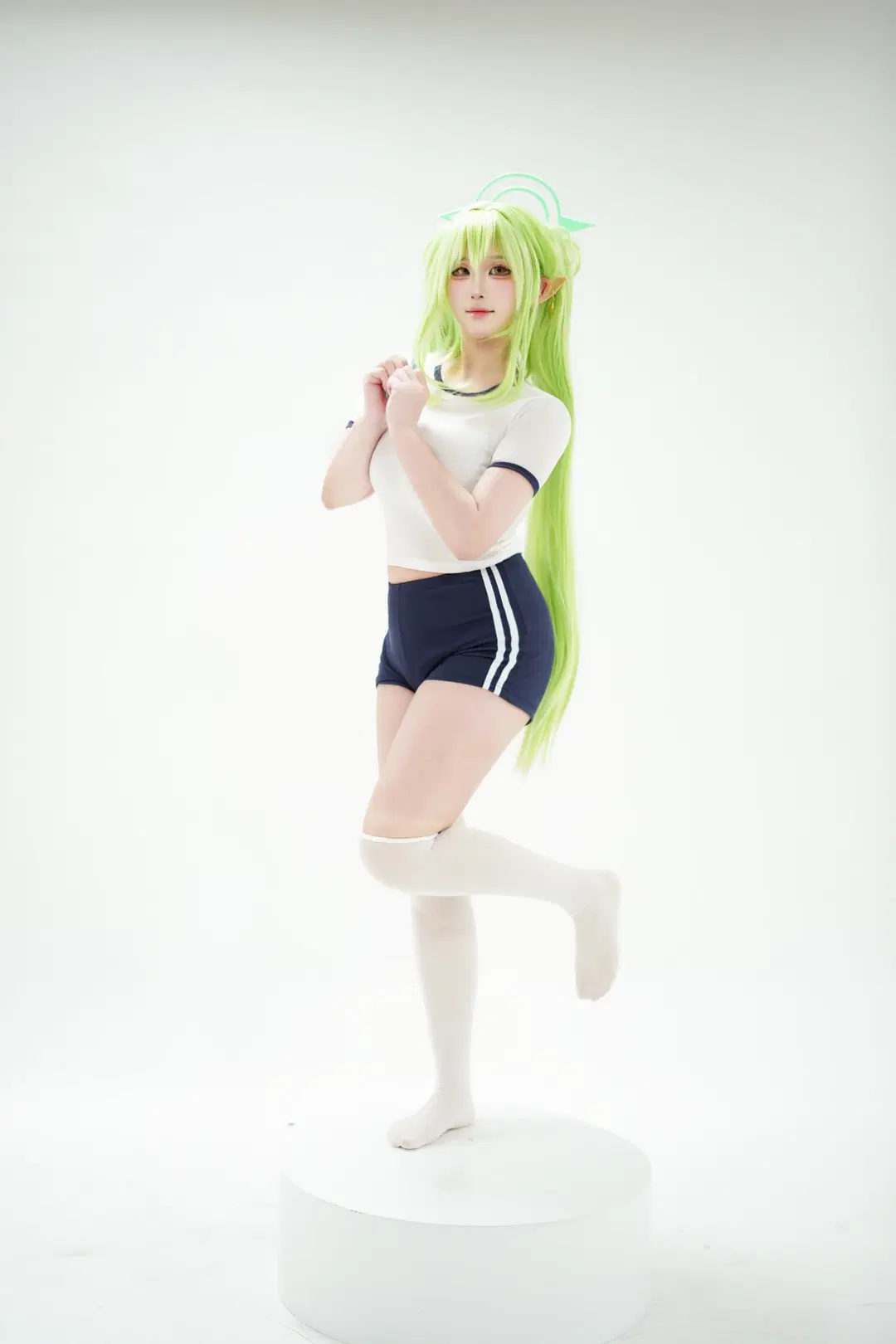 【ハイランダー双子のコスプレ】『ブルーアーカイブ』体操服ポーズ参考 - 芫宝 - 5枚目