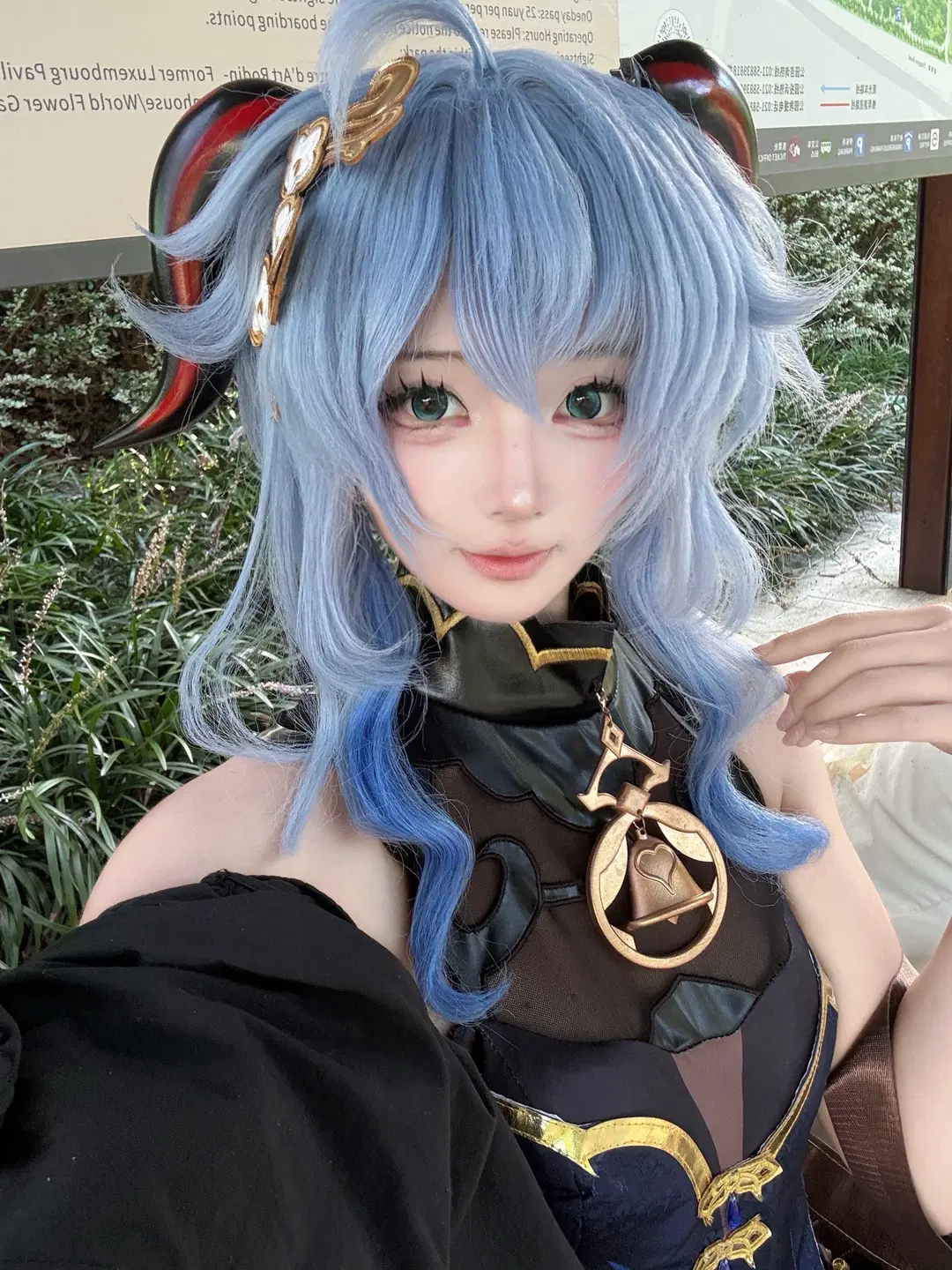[Ganyu Cosplay] Genshin Impact's Ganyu drops today's shoot: Colored contacts apology by 盐粒子喵 - Image 2