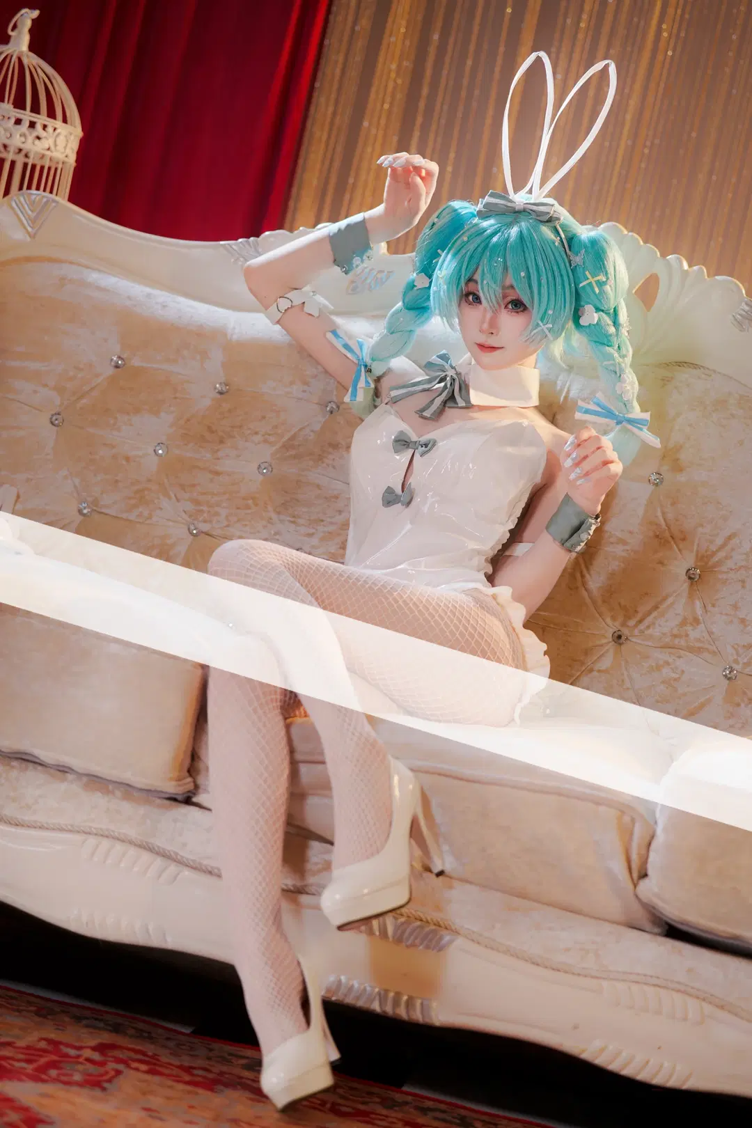【初音未来cos】童话里的无声怅然，蓝色兔女郎的未来之音 - 釉夏 - 第3张