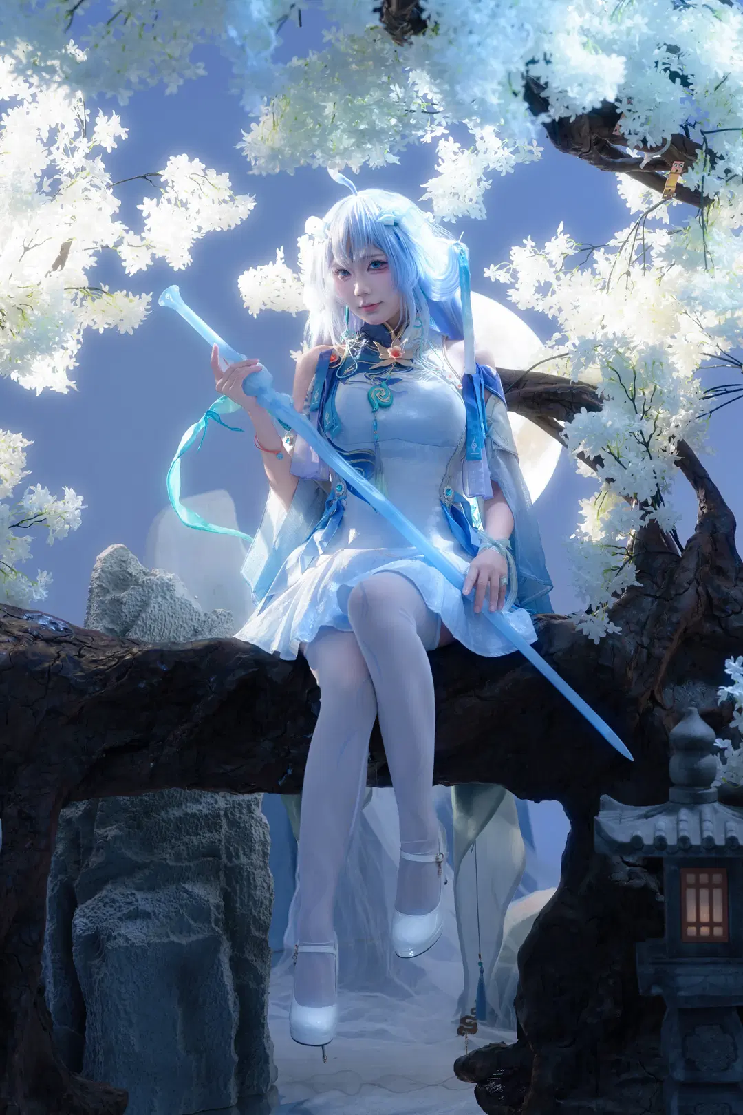 [Qingxiao cosplay] Wuthering Waves: Blue and White Ancient Style Packed with Immortal Cultivation Vibes by 瑪萨卡卡卡 - Image 4