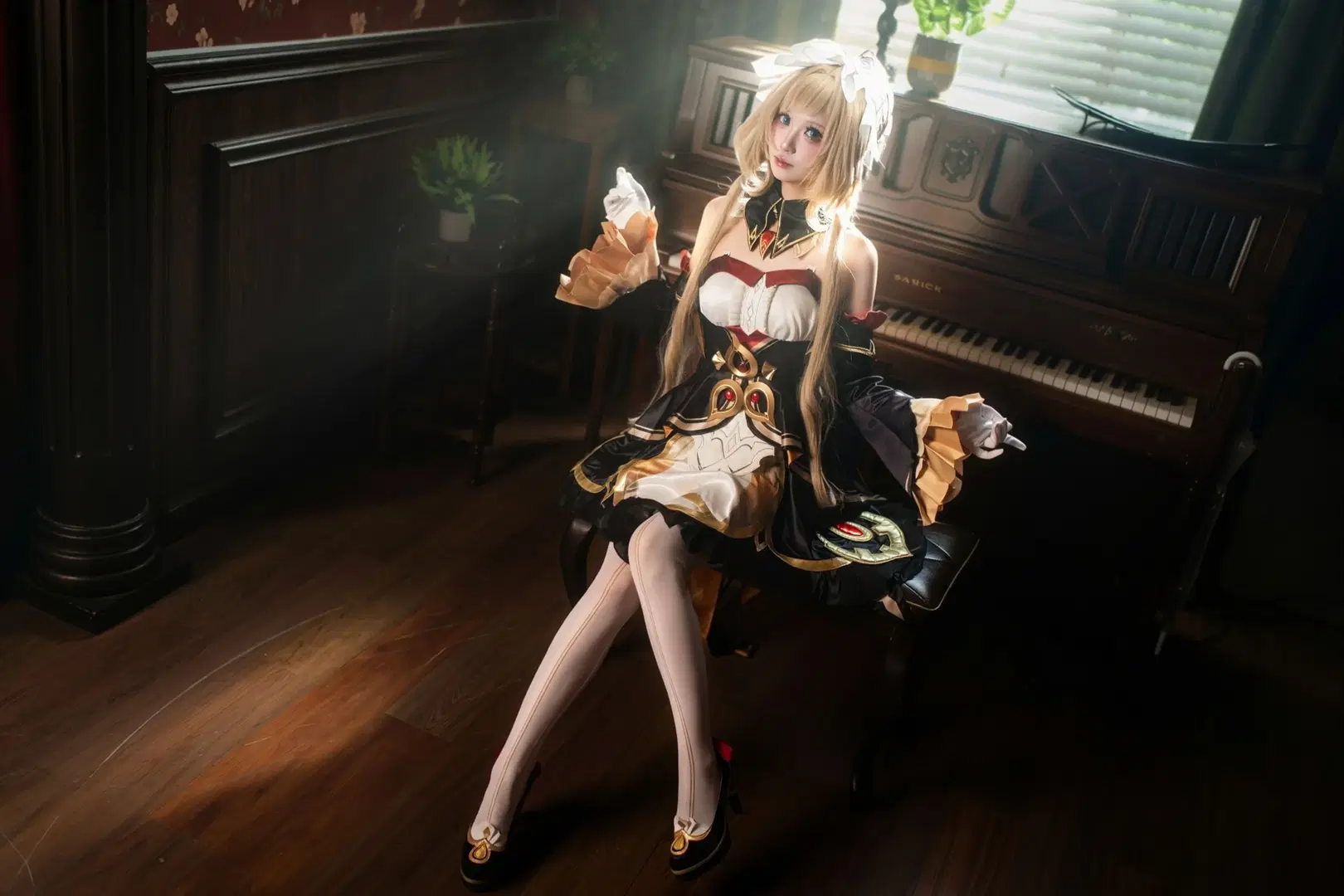 桑多涅cos, 原神, cosplay, 白丝, 复古书房