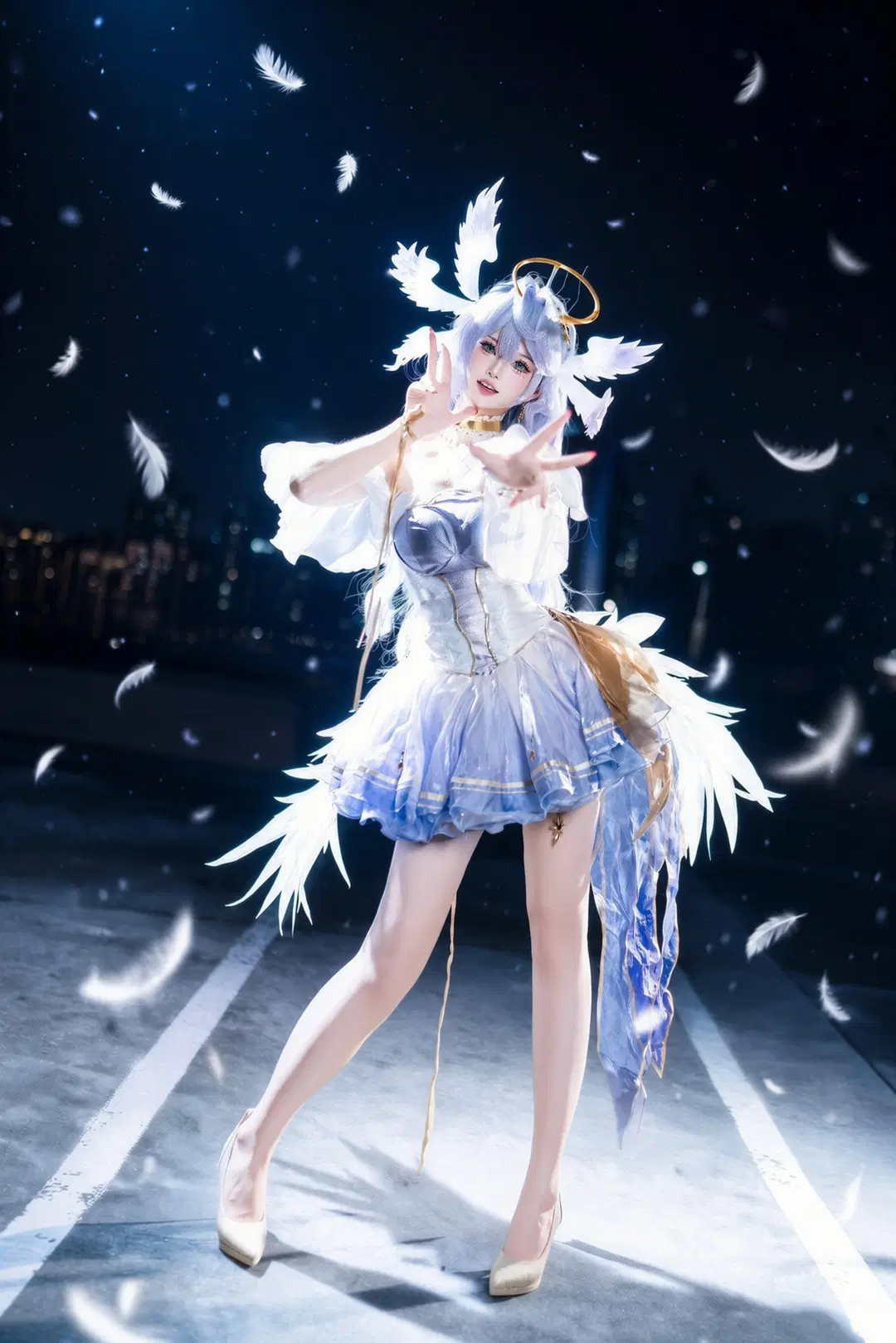 2D, Honkai: Star Rail, Robin cosplay, White stockings, Night photography