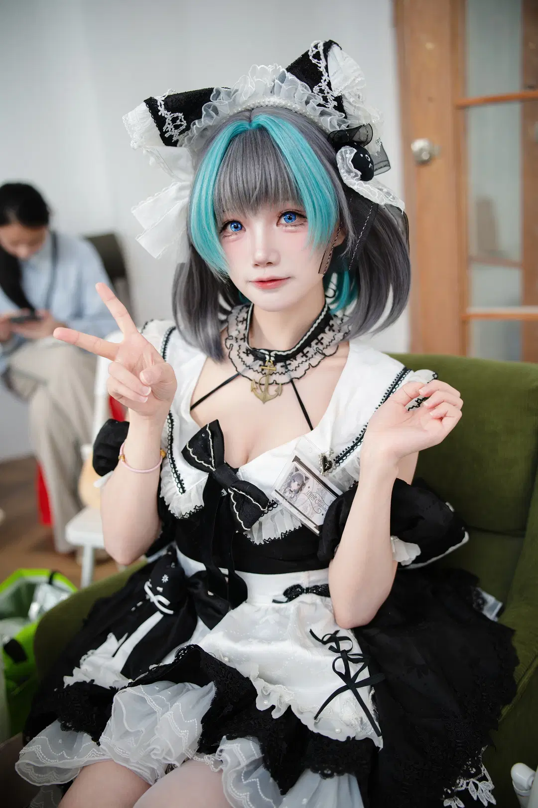 柴郡cos, 碧蓝航线, 二次元cosplay, 白丝, 女仆装cos