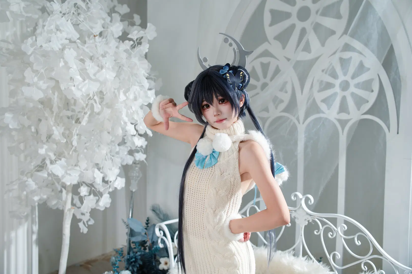 Winter Indoor Studio Photography Log: Cream-White Fuzzy Knit Dress by 朝三暮四 - Image 3