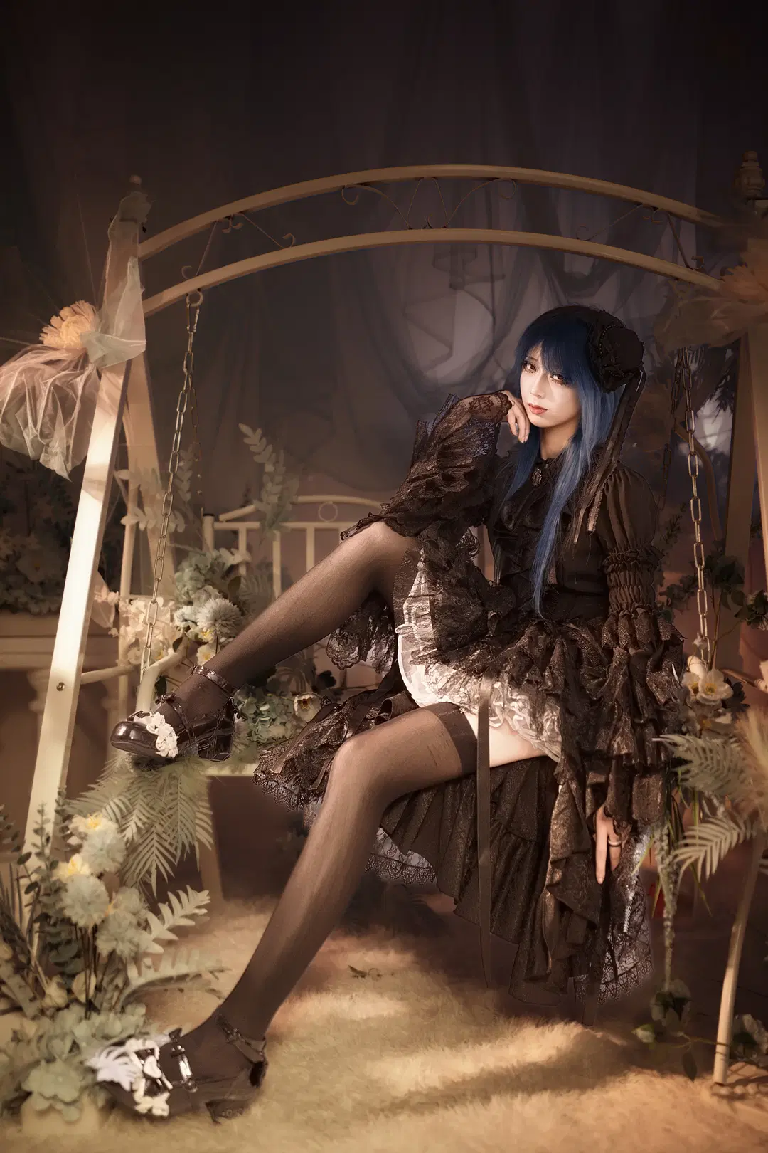 二次元cosplay, 暗黑系摄影, 哥特洛丽塔, 废墟风, 黑丝袜