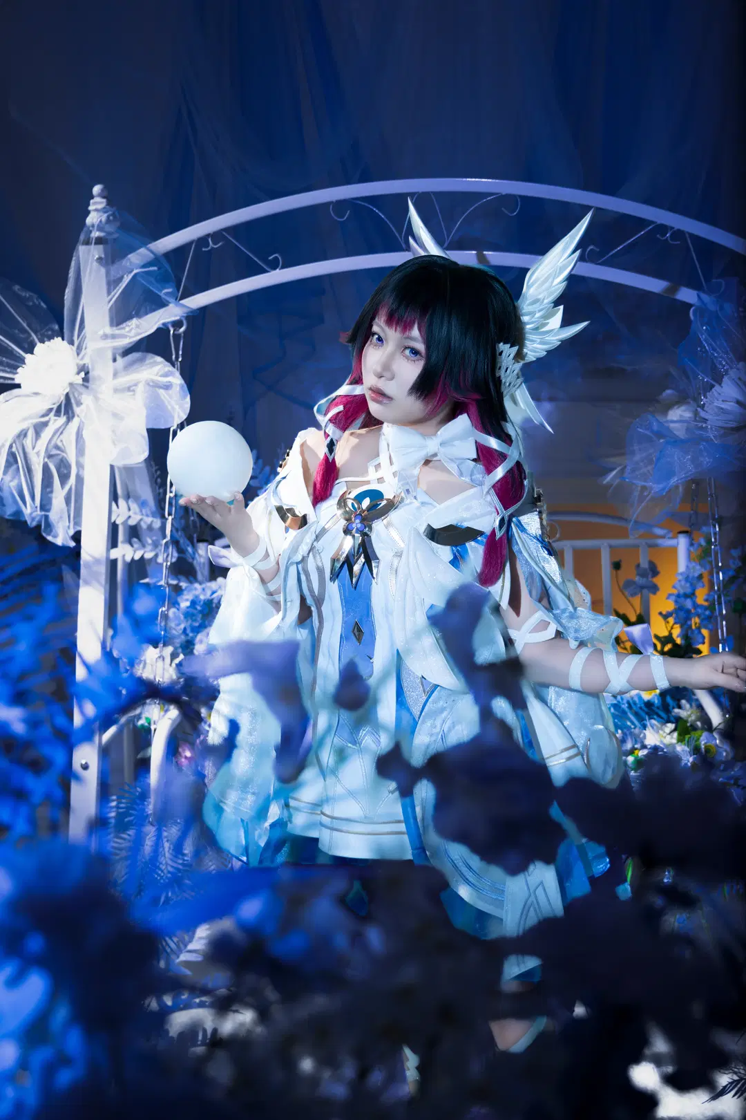 【Genshin Impact】Blue and White Outfit Fantasy Cosplay: Studio Shoot of the Moonlit White Dove Girl by 星漫映画 - Image 5