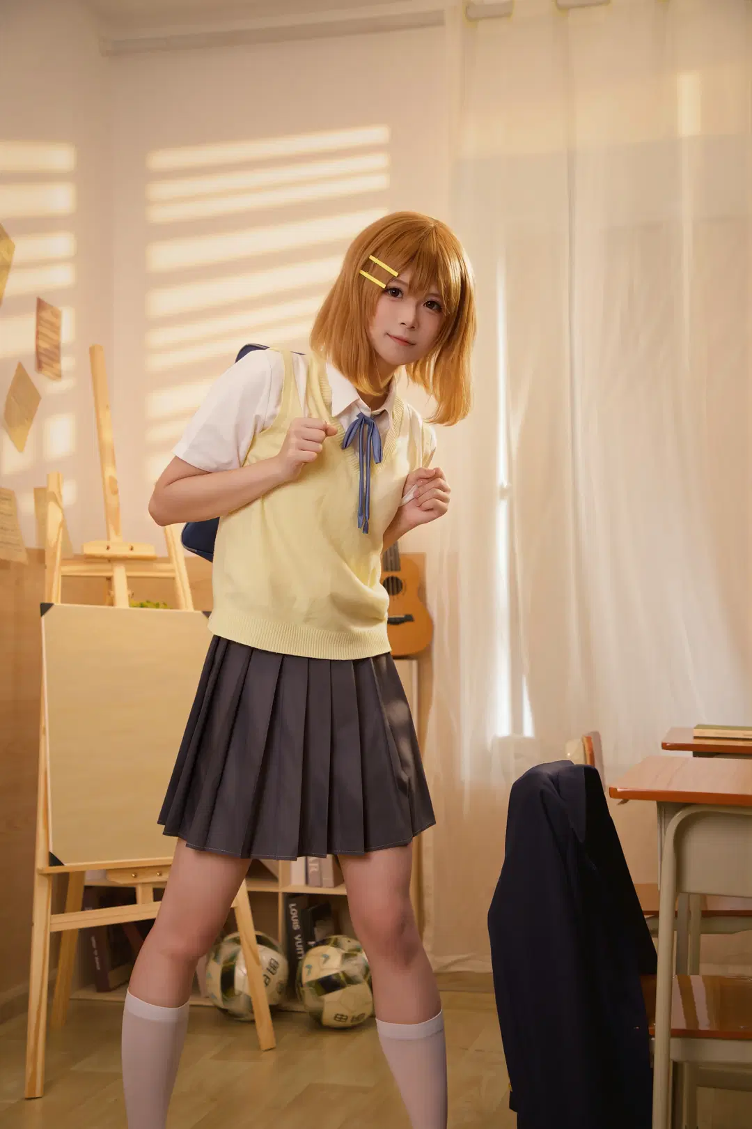 【平泽唯cos】轻音少女的教室日常，呆萌气息拉满 - 星漫映画 - 第4张