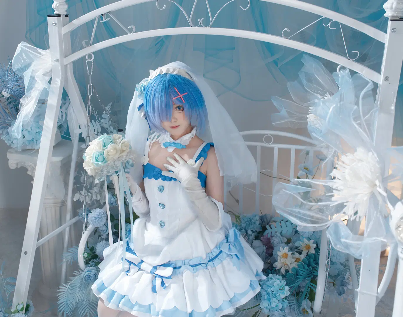 【レム コスプレ】真実の青に誓う花嫁レム、ヨーロピアン調スタジオ撮影で見る優しい夢 - 星漫映画 - 5枚目