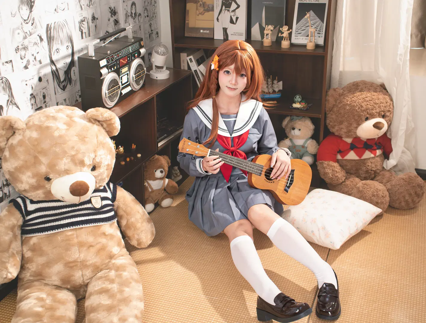 【花里みのりコスプレ】セーラー服でテディベアと過ごす癒やしの室内時間 - 星漫映画 - 2枚目
