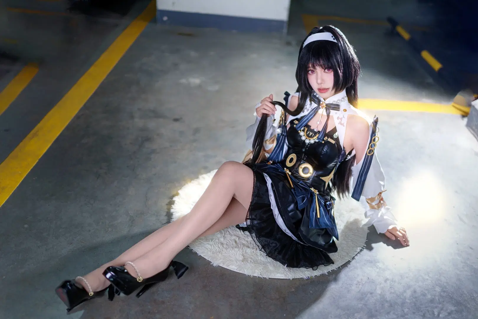 【耀嘉音cos】绝区零里的优雅歌姬降临漫展