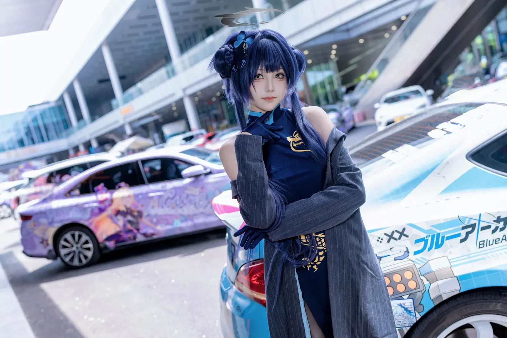 【龍華妃咲cos】蔚藍檔案痛車旁的旗袍西裝造型 - Kirito君 - 第7張