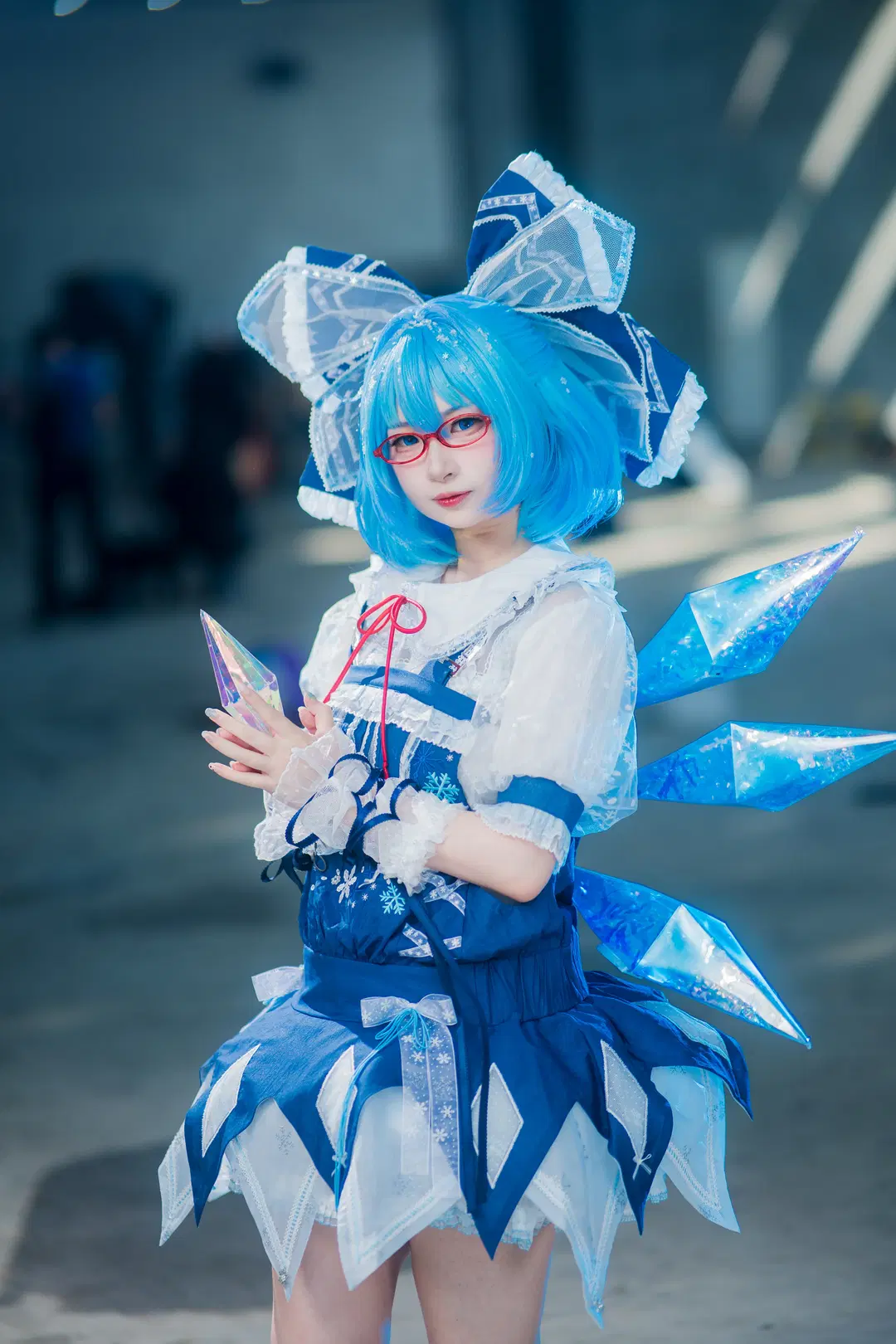 【琪露诺cos】东方project冰雪妖精，红框眼镜的元气演绎 - 君花花 - 第2张