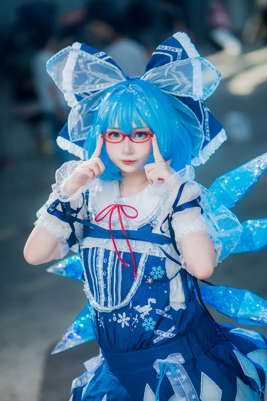 【琪露诺cos】东方project冰雪妖精，红框眼镜的元气演绎 - 君花花 - 第4张