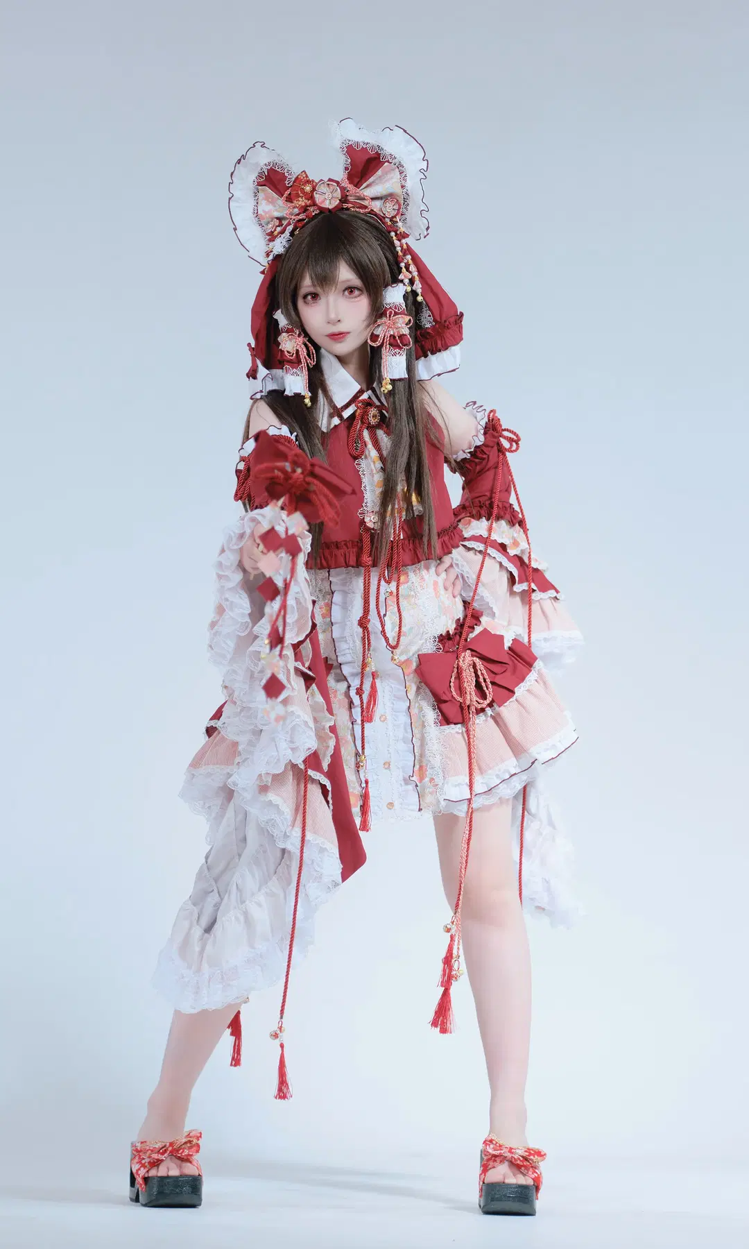 二次元, 博丽灵梦cos, 东方Project, 红白巫女, 退治中