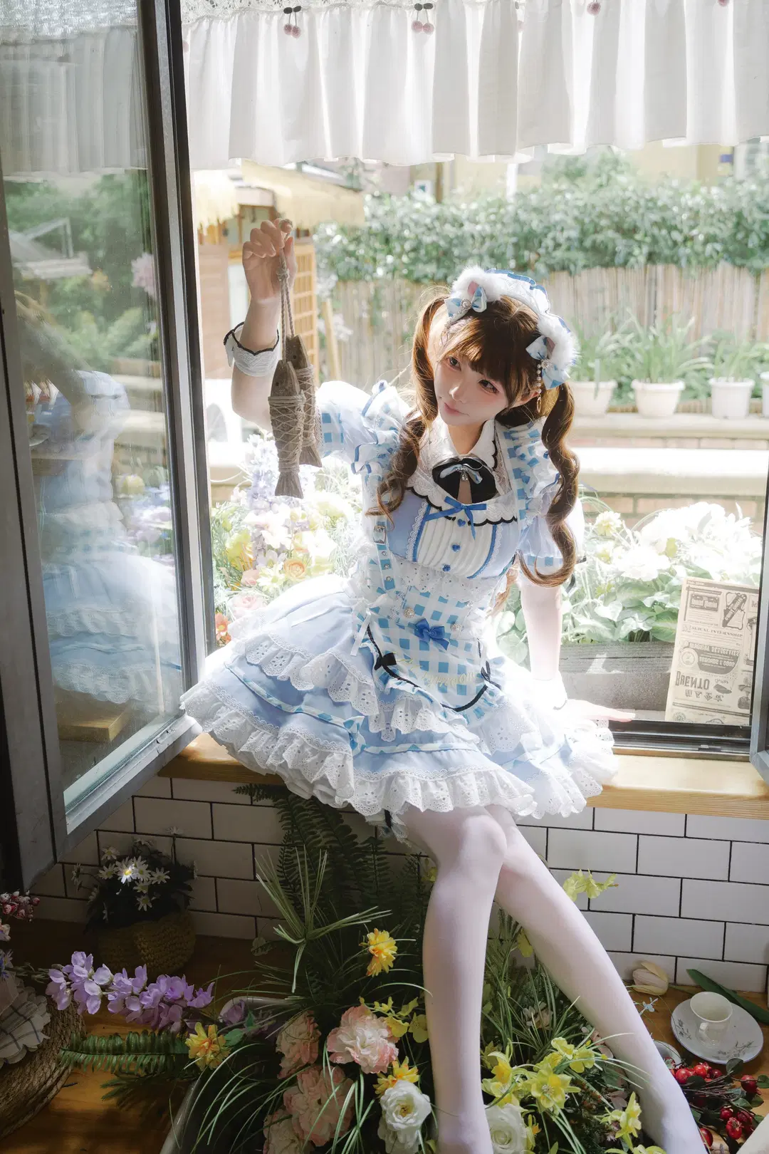 少女写真, 白丝, lolita, 蓝白格纹, 窗台拍照