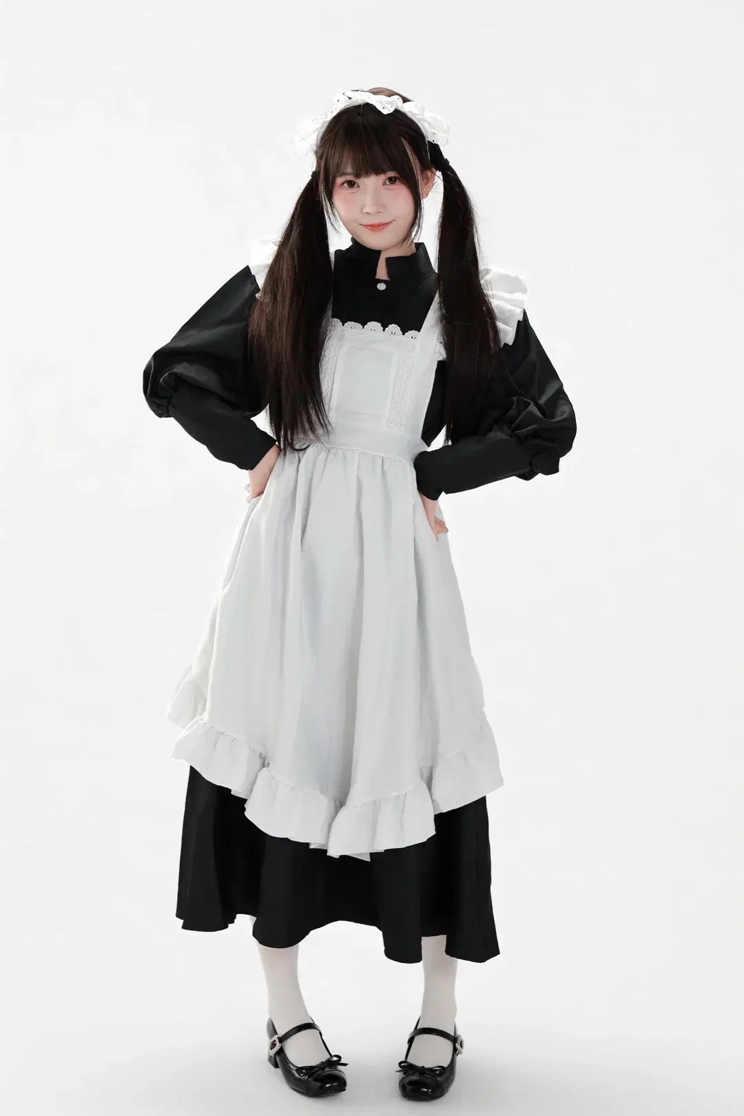 白棚双马尾女仆装动作参考，甜妹感拉满的拍照姿势分享 - Vera露露儿__ - 第5张